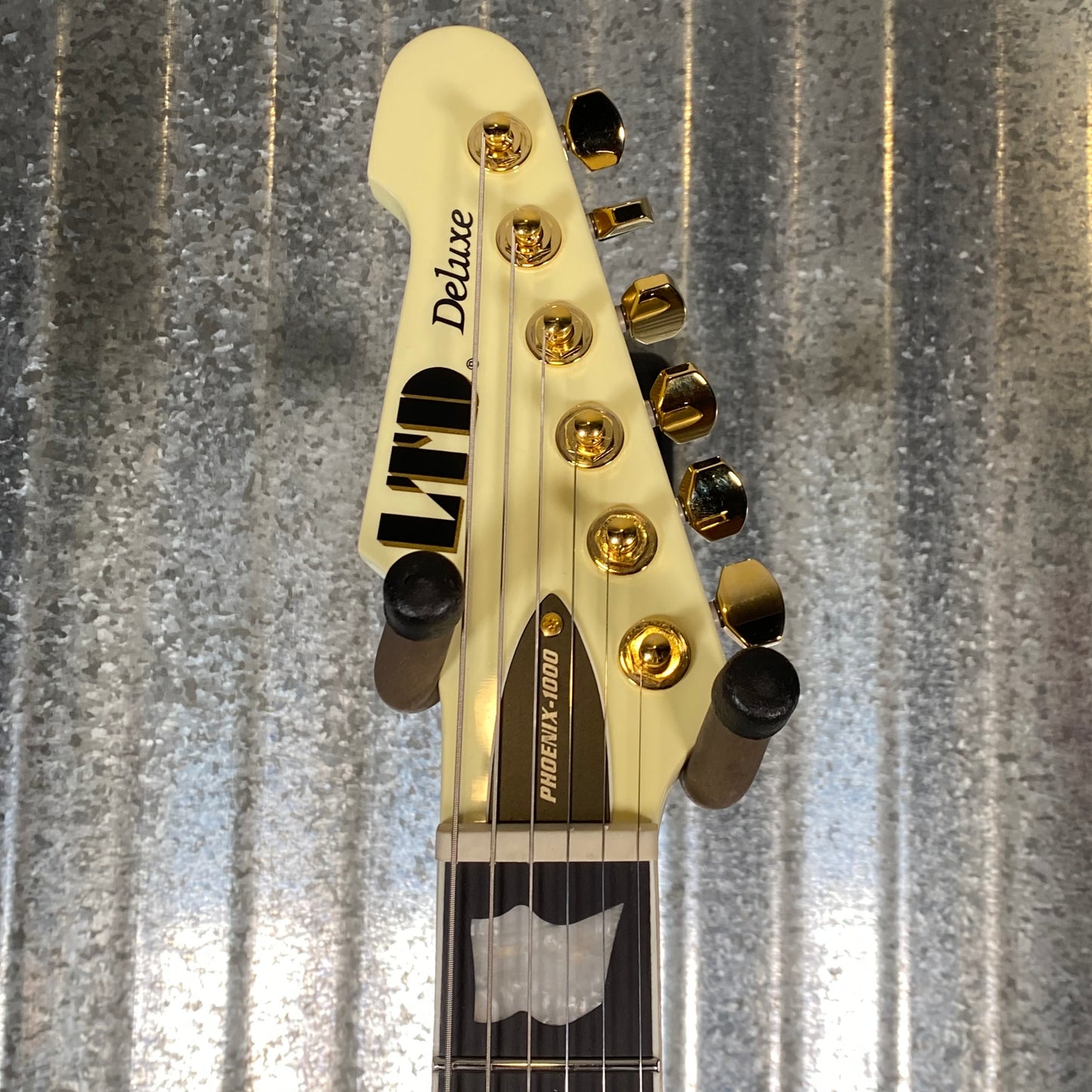 ESP LTD Phoenix-1000 Vintage White Guitar LPHOENIX1000VW #0501 Used