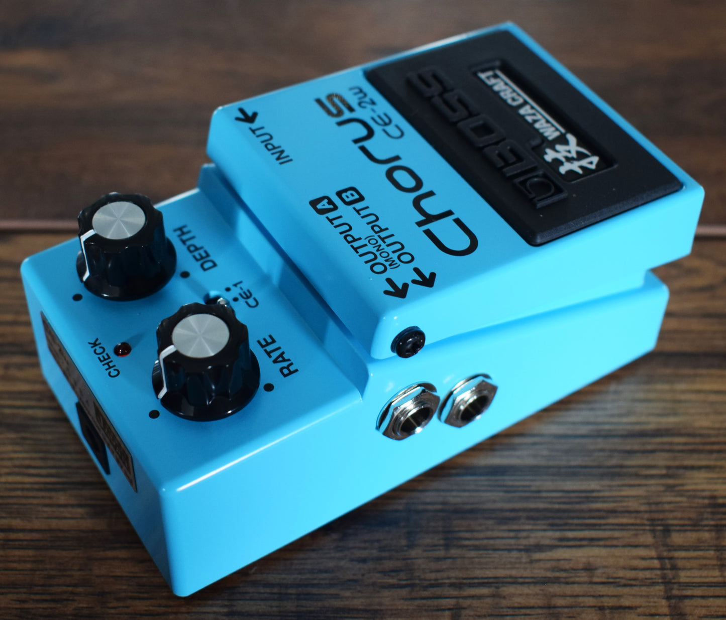 Boss CE-2W Waza Craft Chorus Guitar Effect Pedal Demo