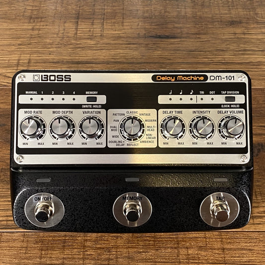 Boss DM-101 Delay Machine Guitar Effect Pedal Demo