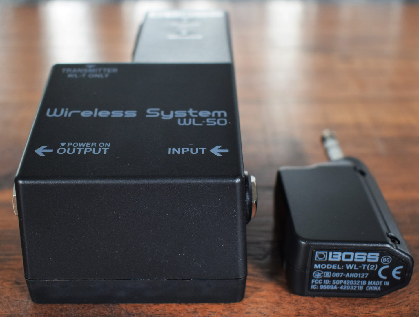 Boss WL-50 Guitar Bass Pedalboard Wireless System Demo