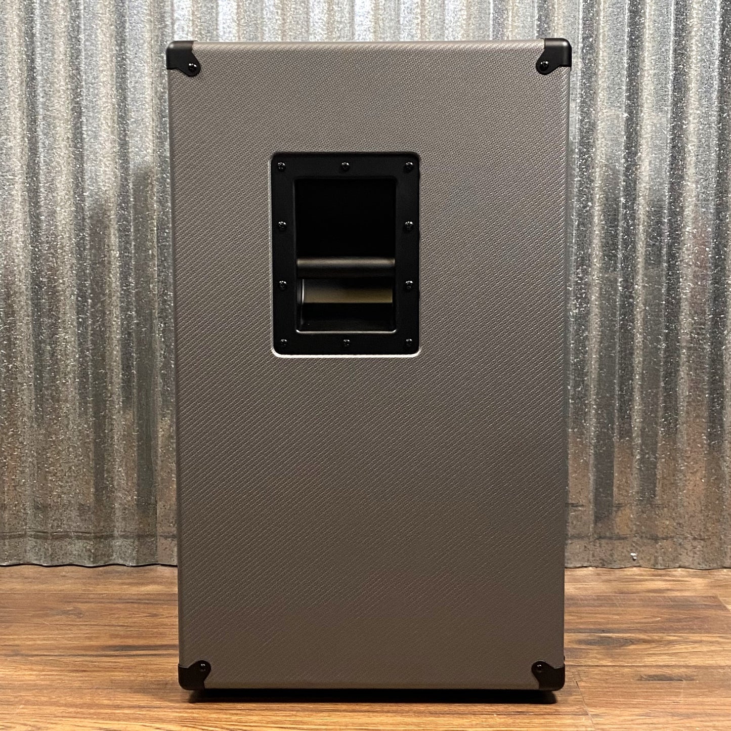 Darkglass DG212N Neo 1000 Watt 2x12 4 Ohm Bass Speaker Cabinet Demo