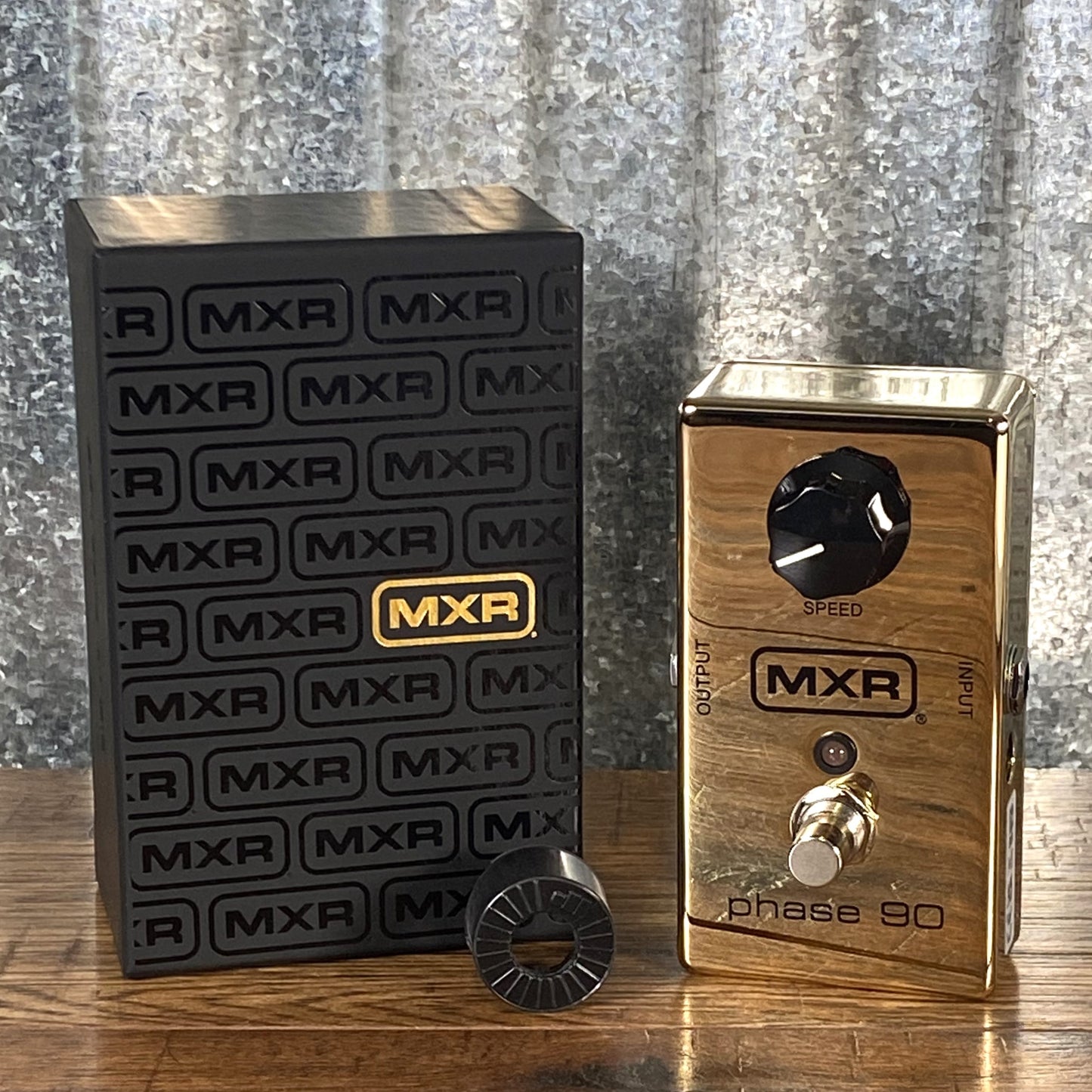 Dunlop MXR M101GLD 50th Anniversary Phase 90 Gold Guitar Effect Pedal Demo