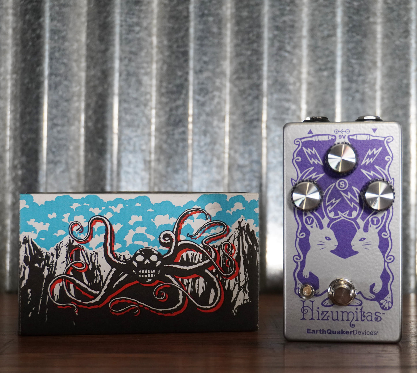 Earthquaker Devices EQD Hizumitas Boris Wata Signature Fuzz Sustainar Guitar Effect Pedal Demo