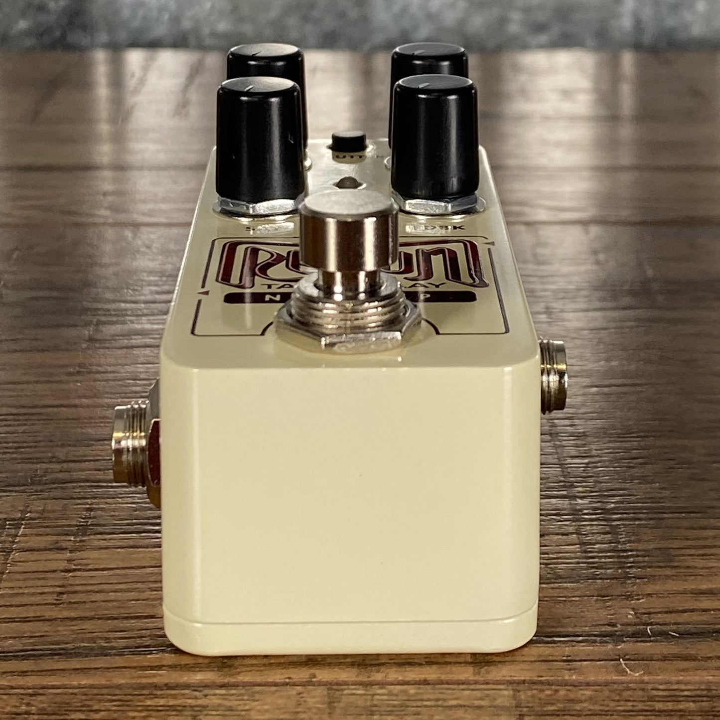 Electro-Harmonix EHX Pico Rerun Tape Delay Guitar Effect Pedal Demo