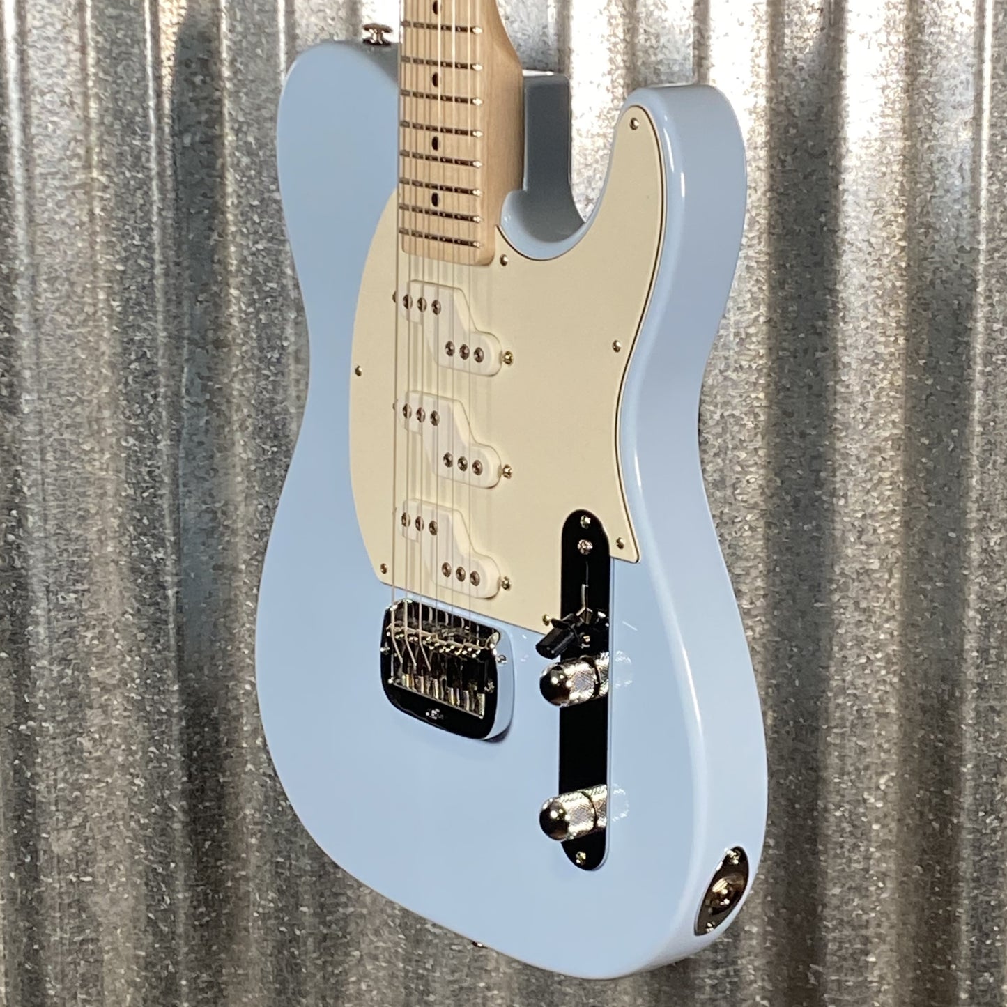 G&L USA Fullerton Deluxe ASAT Z3 Sonic Blue Guitar & Bag Used