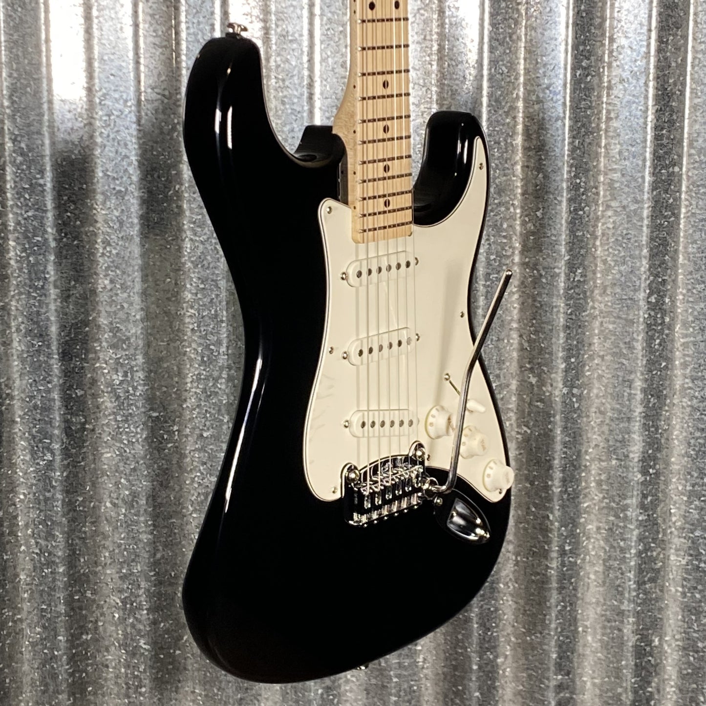 G&L USA Fullerton Deluxe Legacy Jet Black Guitar & Bag Used