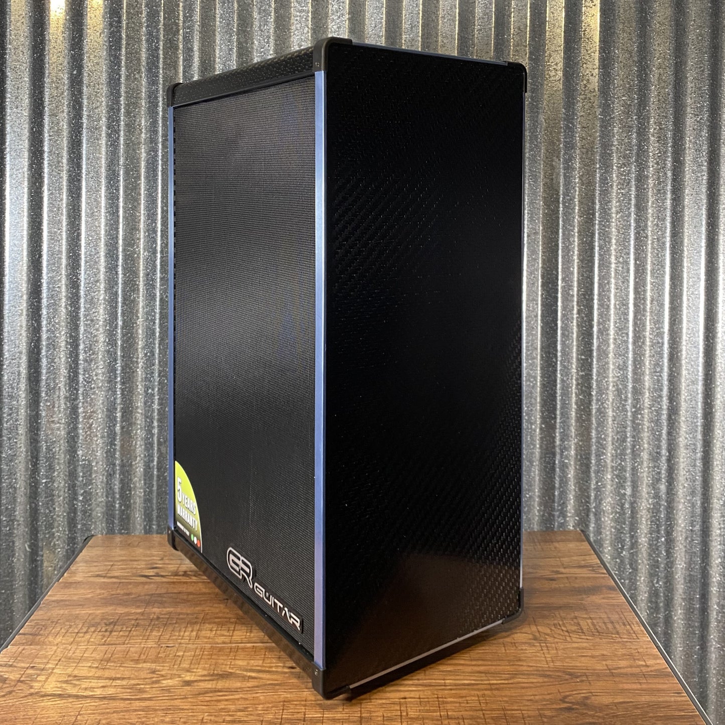 GR Guitar AT G212V TR 2x12 Passive 200 Watt Vertical Guitar Amplifier Speaker Cabinet Demo