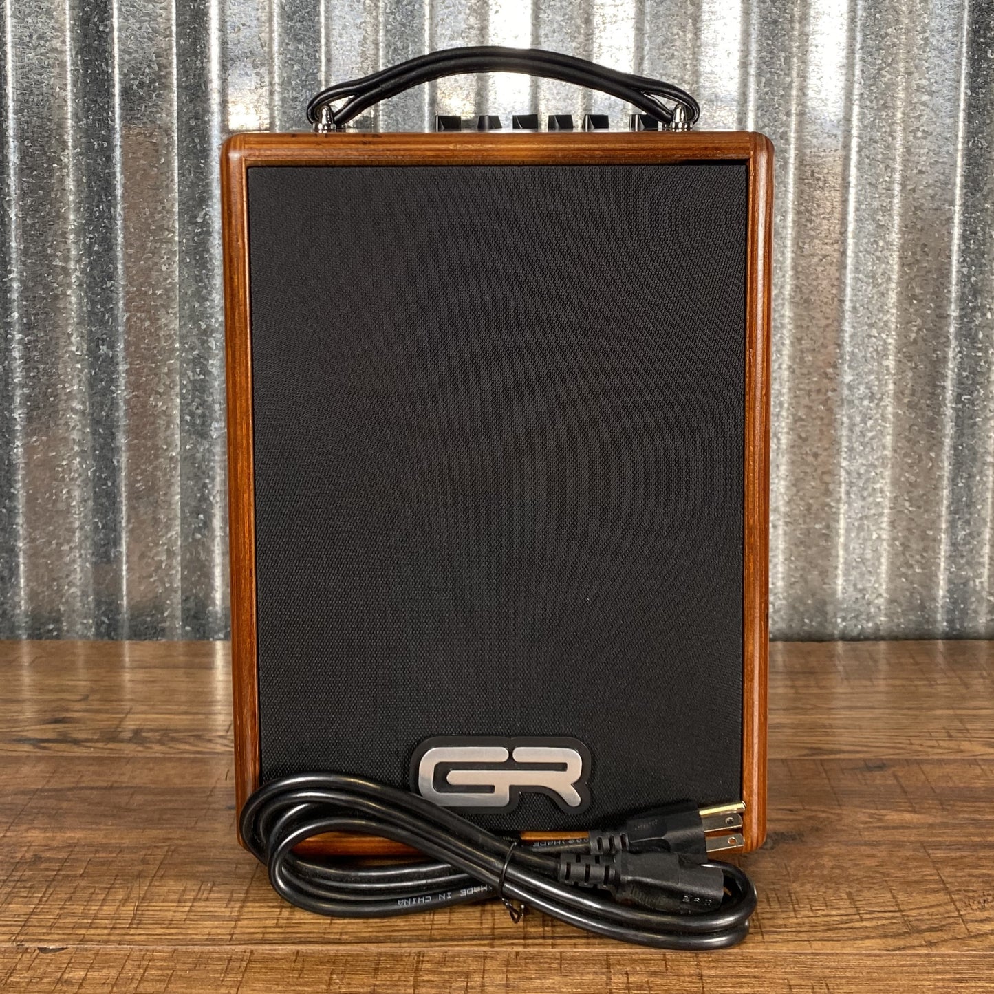 GR Guitar WD Acoustic 5 80 Watt 1x5 2 Channel with Effects Guitar Amplifier Combo Wood Demo