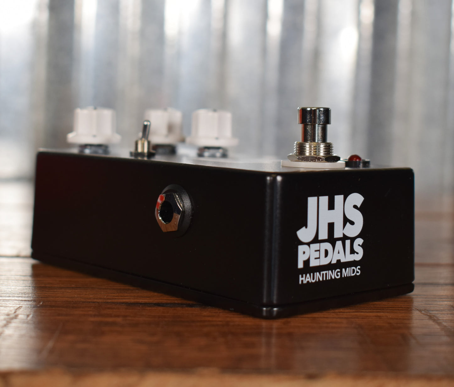 JHS Pedals Haunting Mids EQ Preamp Guitar Effect Pedal Demo