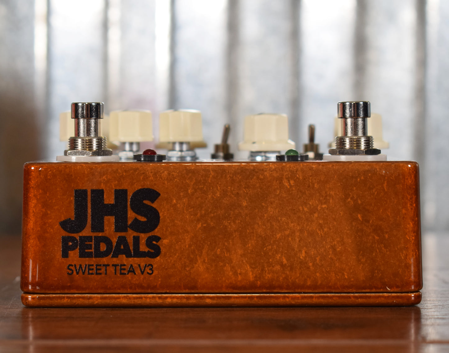 JHS Pedals Sweet Tea V3 Overdrive Distortion Guitar Effect Pedal Demo