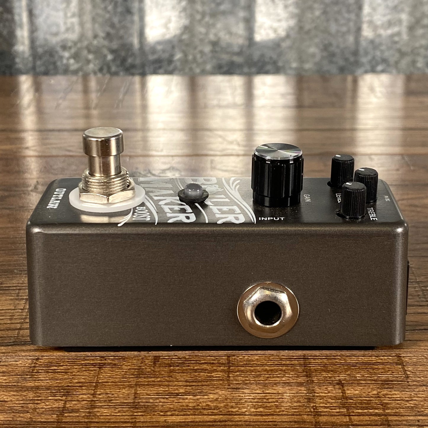 Outlaw Effects Boilermaker Boost 20db Guitar Effect Pedal Demo