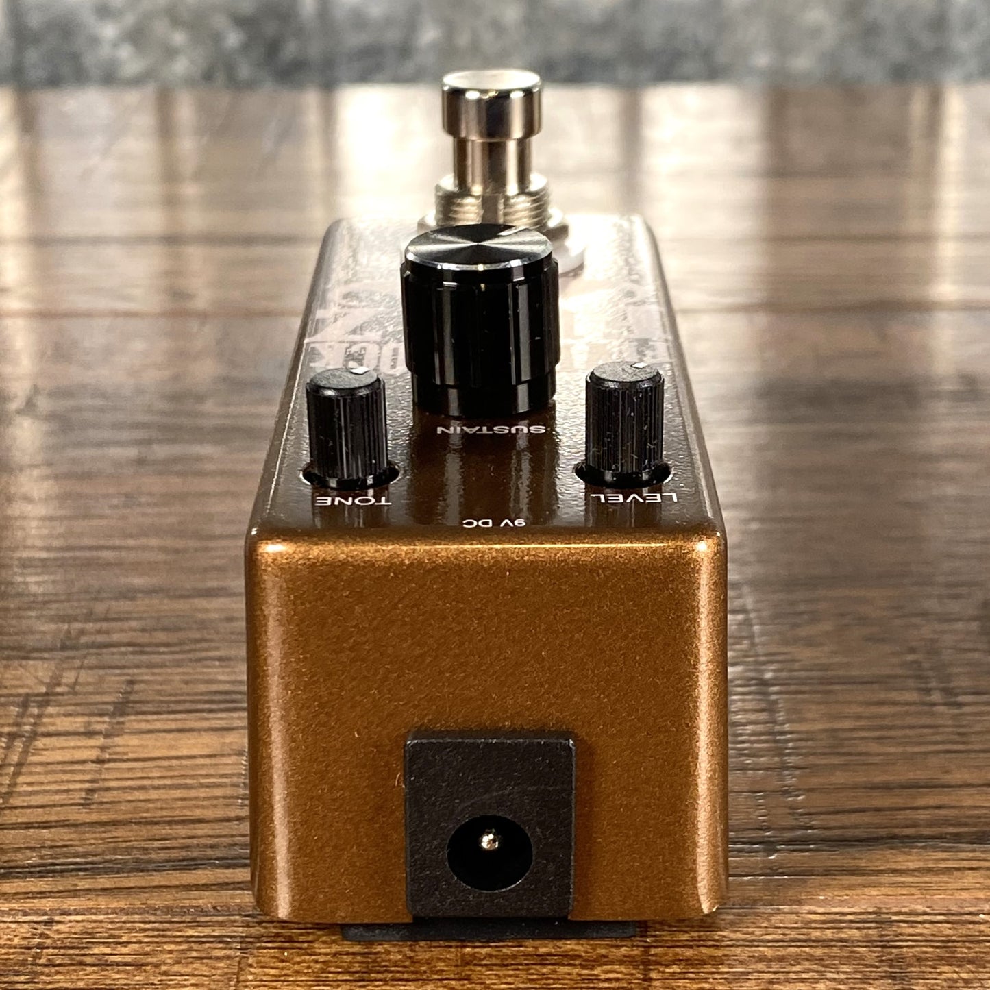 Outlaw Effects Five O'Clock Fuzz Guitar Effect Pedal Demo