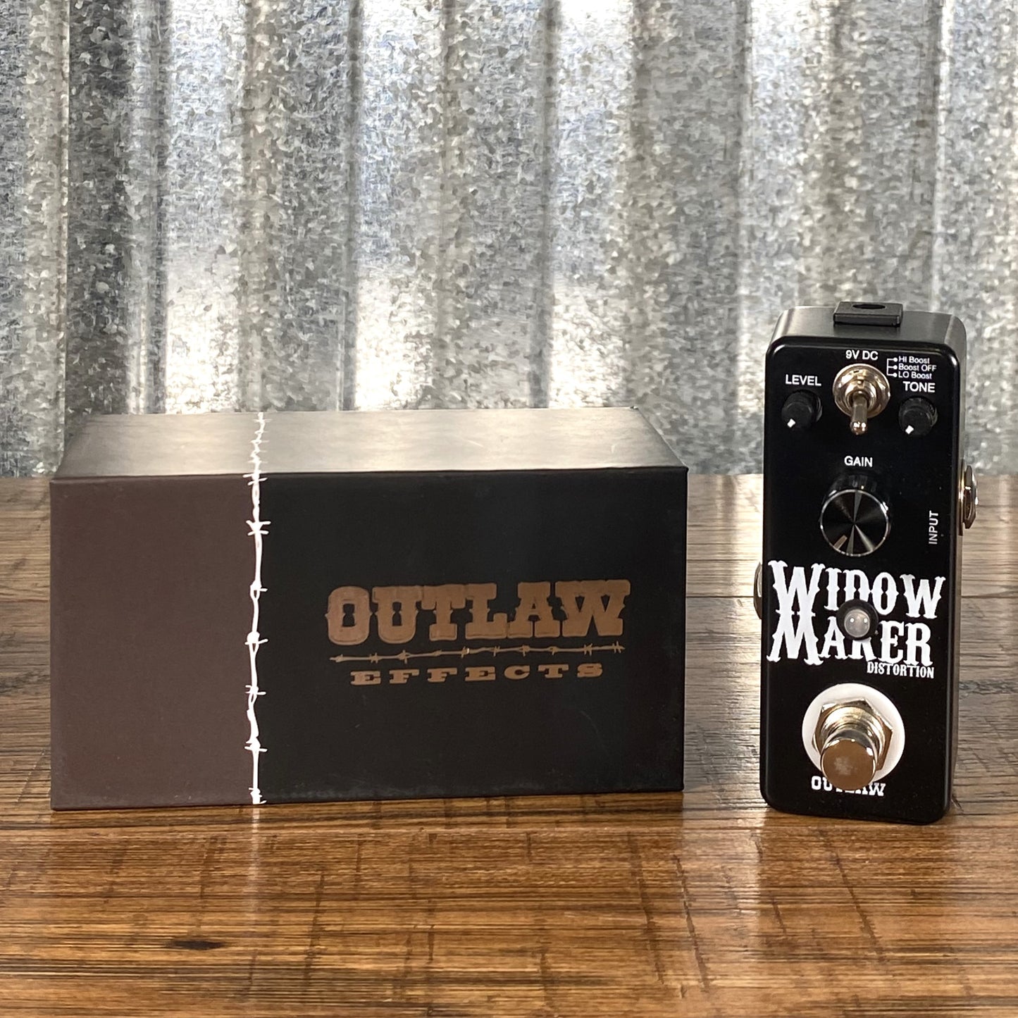 Outlaw Effects Widow Maker Distortion Guitar Effect Pedal Demo