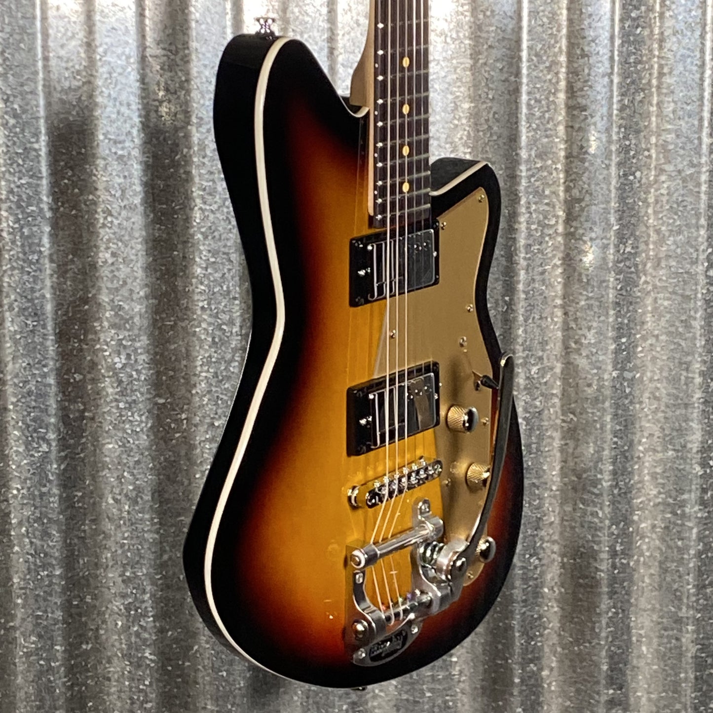 Reverend Jetstream HCB Bigsby 3 Tone Sunburst Railhammer Guitar Used