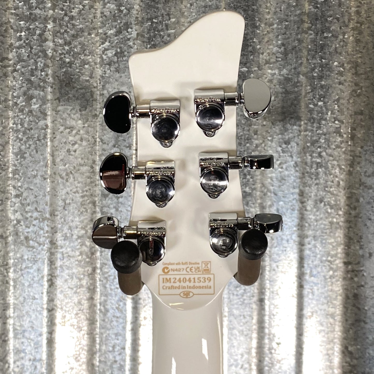 Schecter Stargazer 6 Guitar White Used