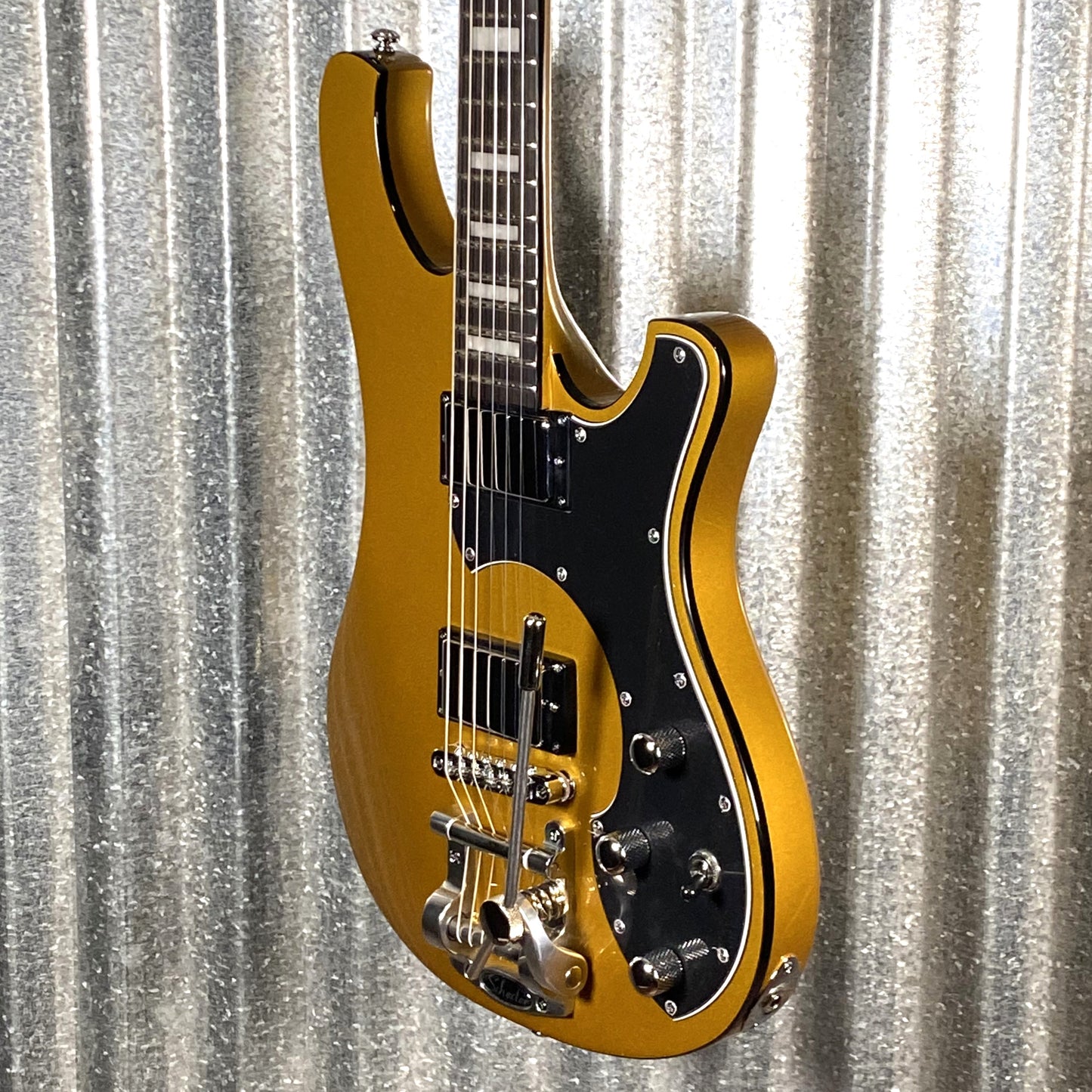 Schecter Stargazer 6 Vibrato Guitar Metallic Gold Used