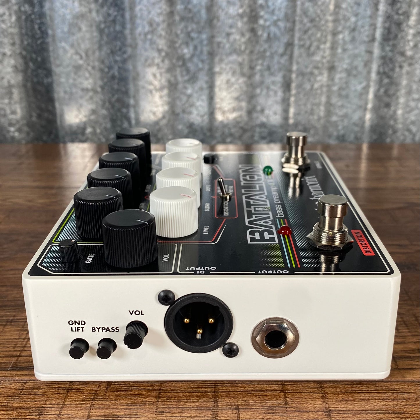 Electro-Harmonix EXH Battalion Bass Preamp EQ Noise Gate DI & Distortion Effect Pedal