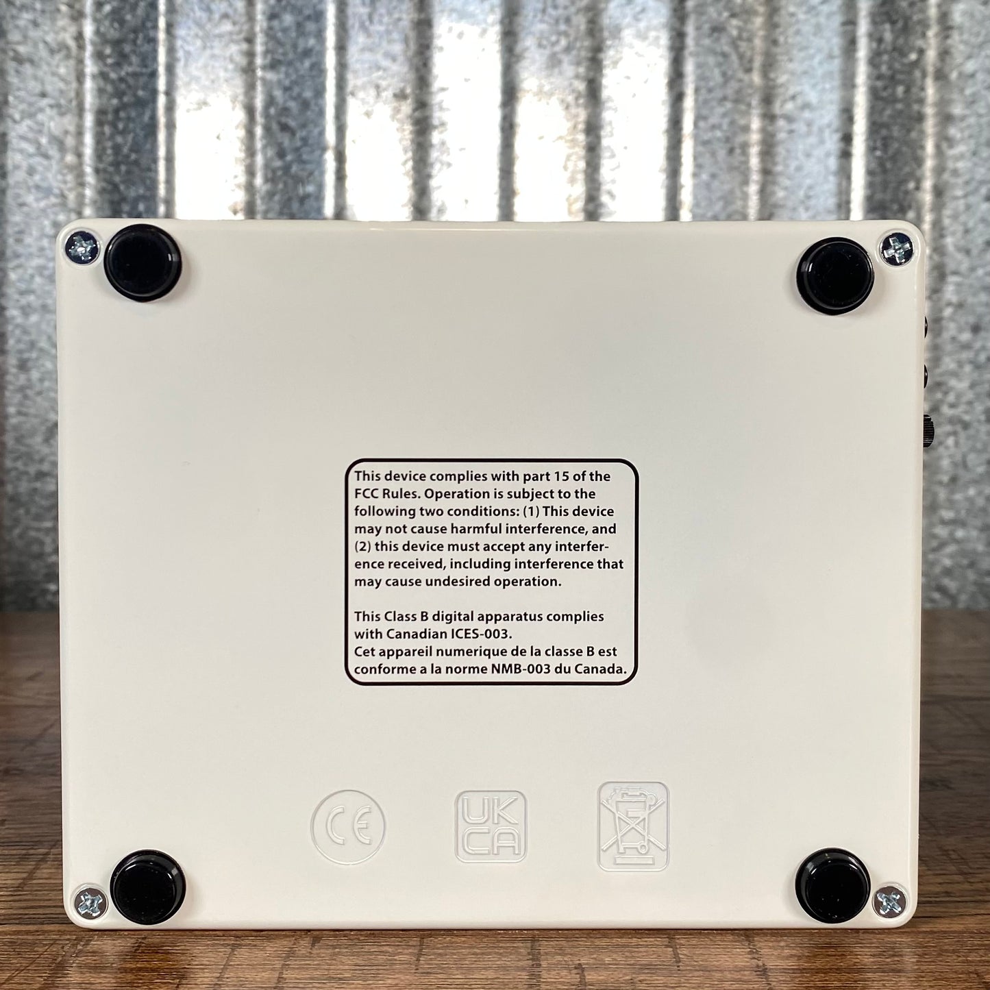 Electro-Harmonix EXH Battalion Bass Preamp EQ Noise Gate DI & Distortion Effect Pedal