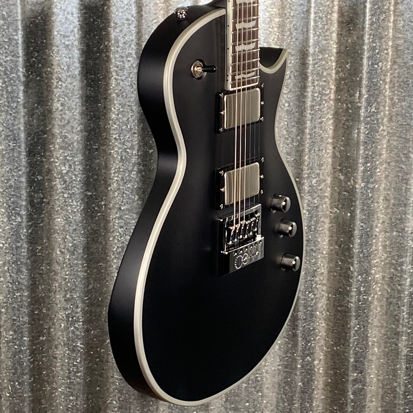 ESP LTD EC-1000 Evertune Bold Binding Black Satin Guitar LEC1000ETBBBLKS #0088 Used
