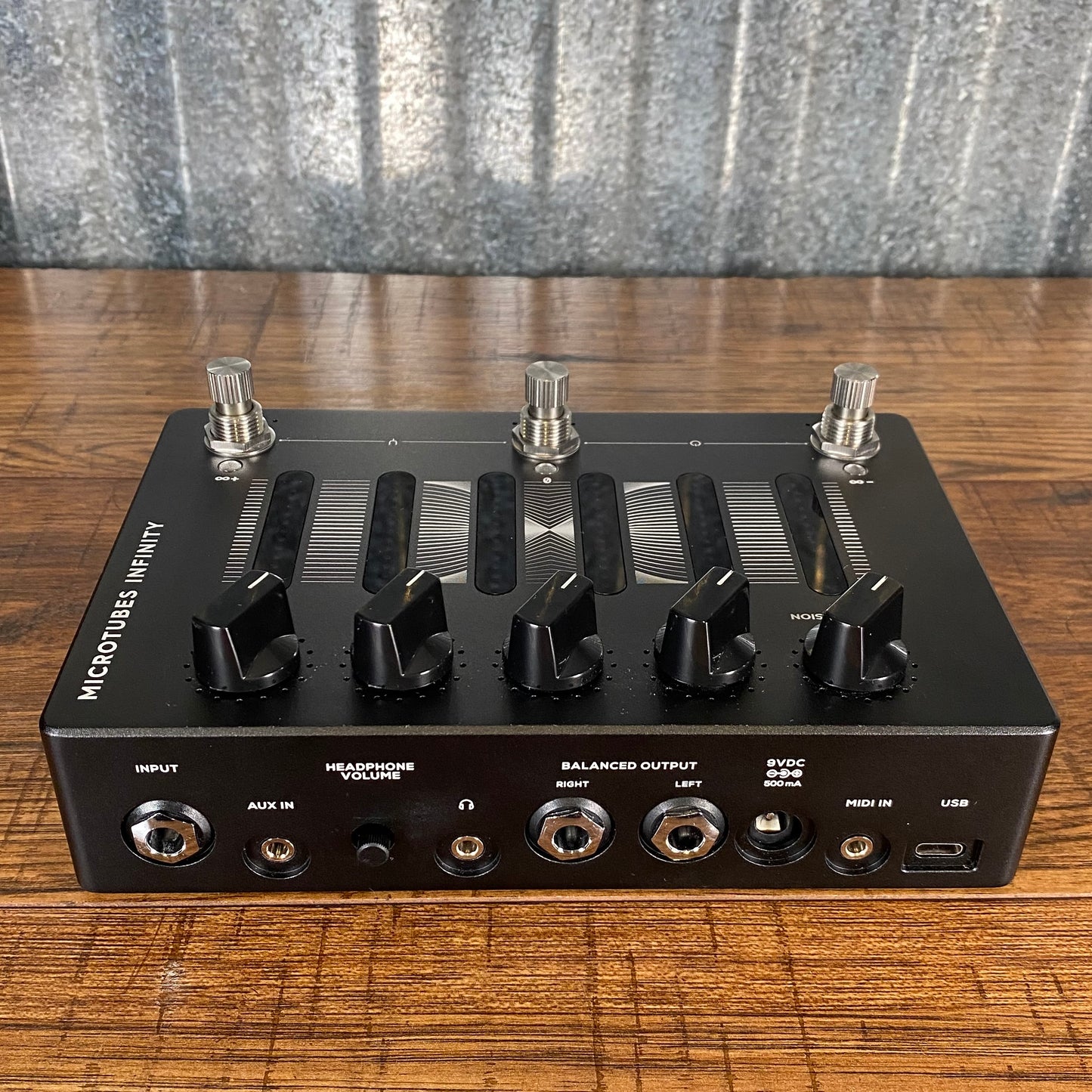 Darkglass Microtubes Infinity Distortion Compressor Bass Effect Pedal B Stock