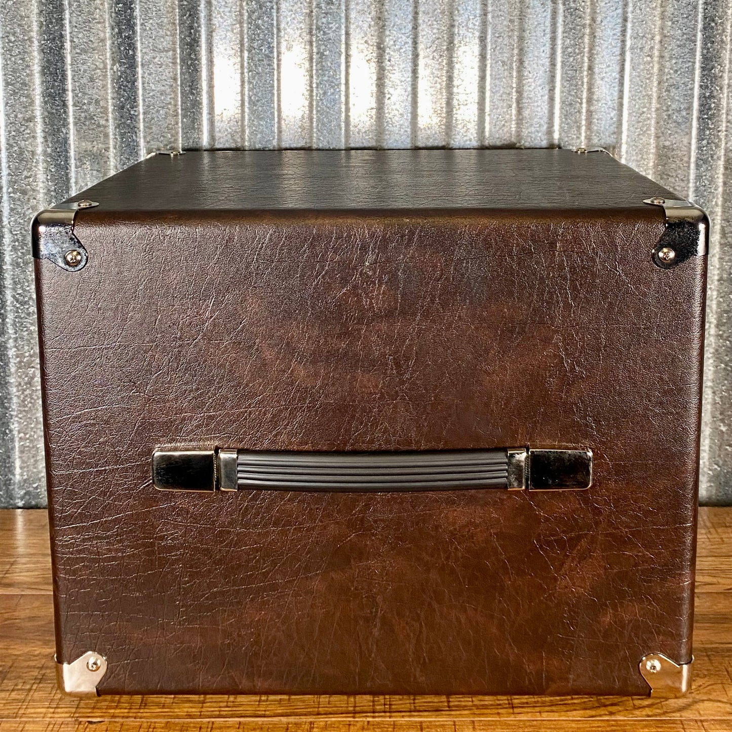 Aguilar SL1108CB Super Lightweight 1x10" Bass Speaker Cabinet 8 Ohm Chocolate Brown B Stock