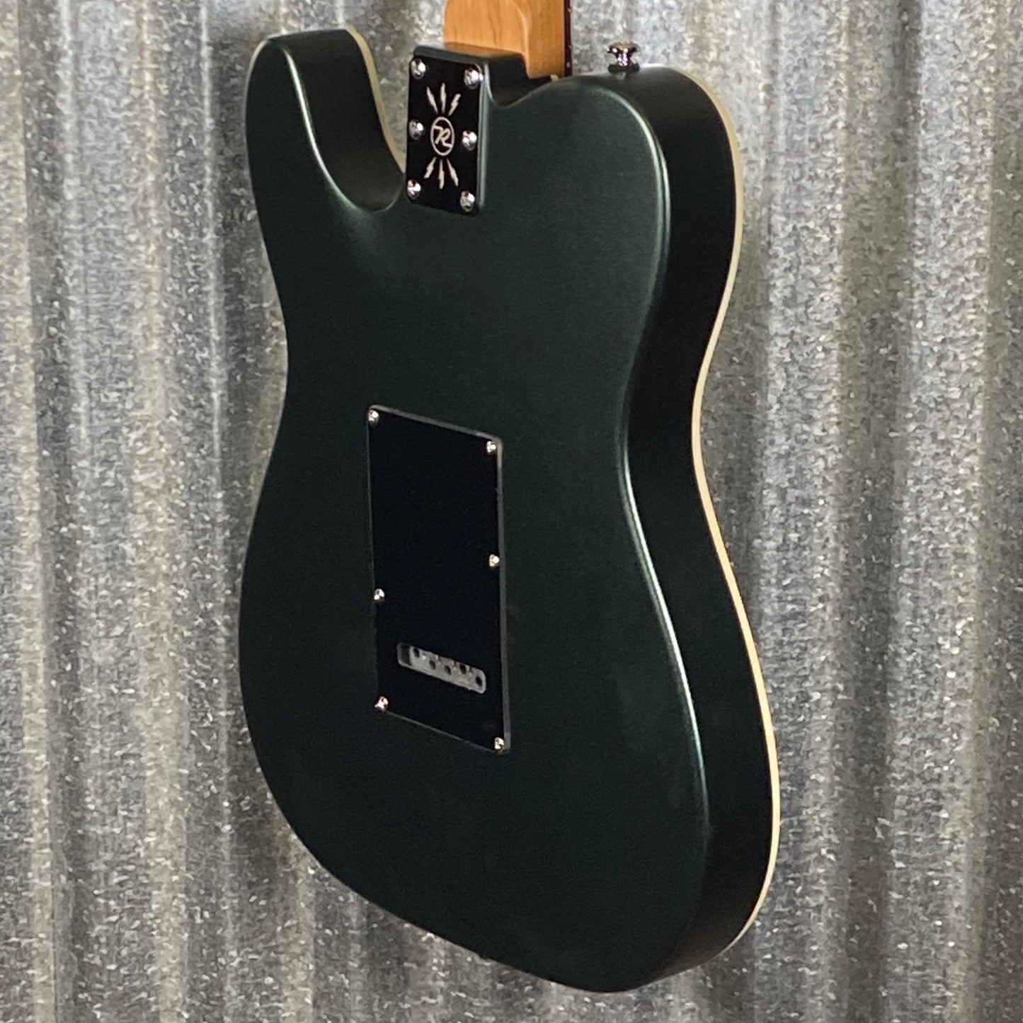 Reverend Pete Anderson Eastsider Baritone Outfield Ivy Guitar #69059