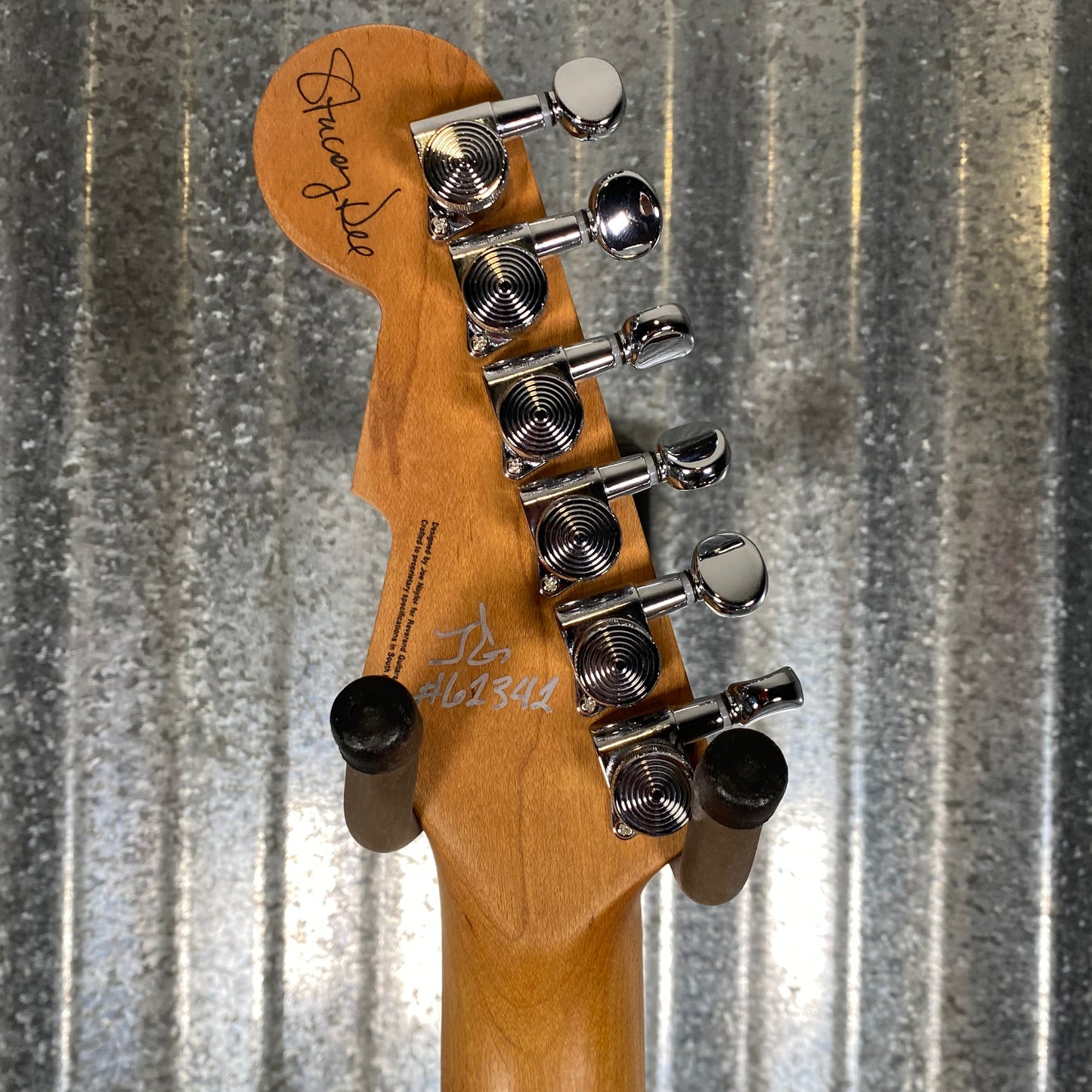 Reverend Stacey Dee Dee-Dee Orchid Pink Guitar #62342