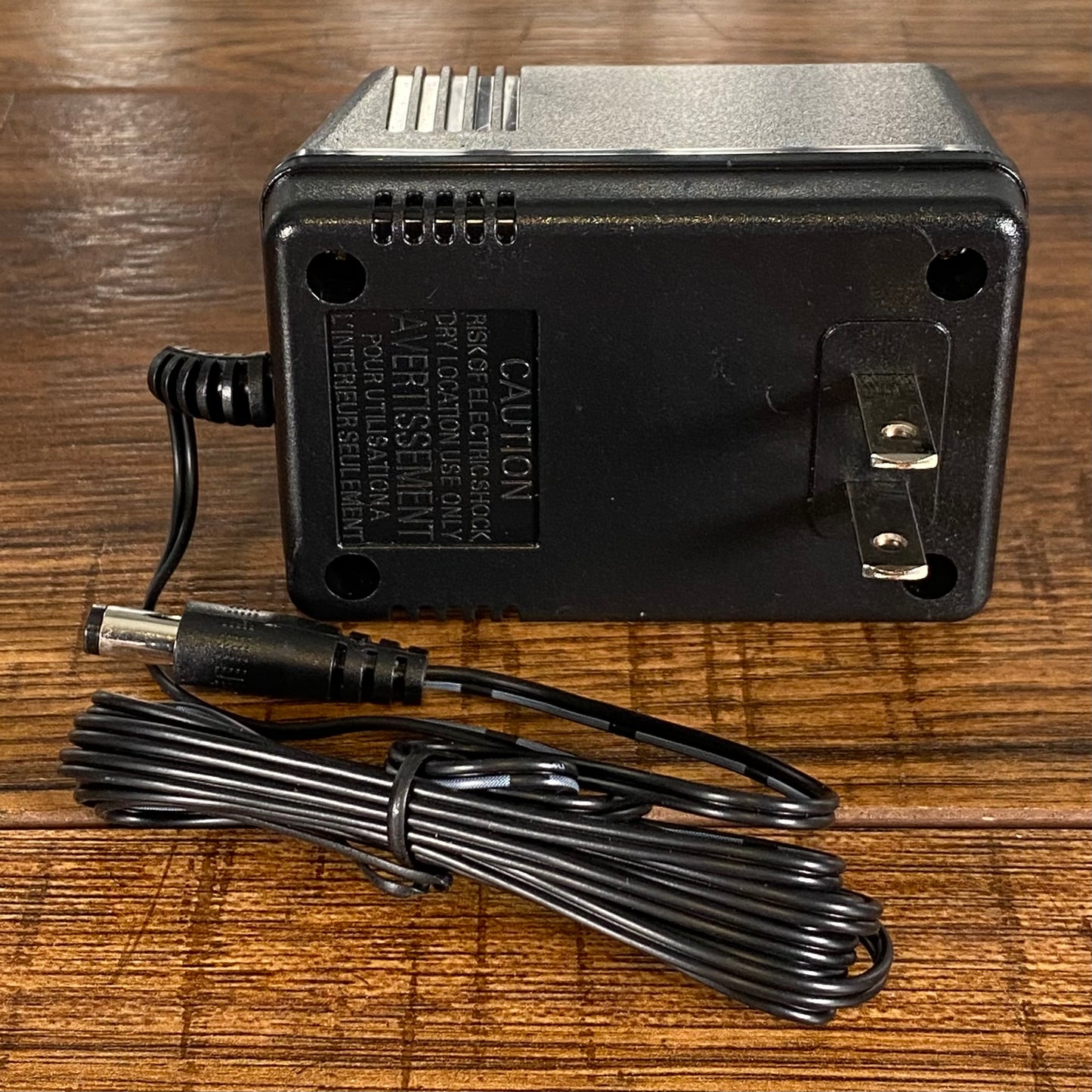 Electro-Harmonix EHX US9.6DC-200 9.6V / 200mA USA Power Adaptor