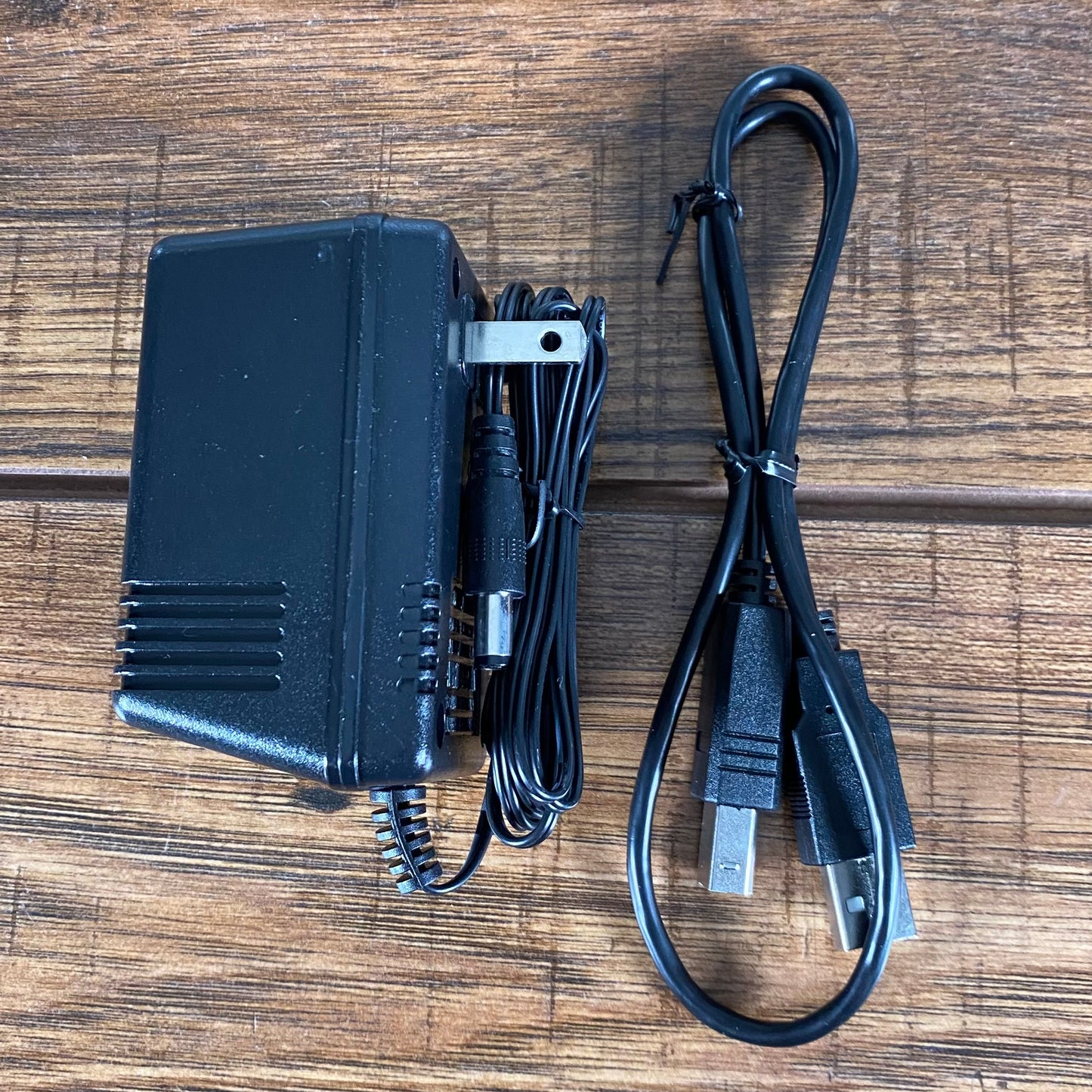 Electro-Harmonix Big Muff Pi Distortion Hardware Plugin Recording Interface Guitar Effect Pedal