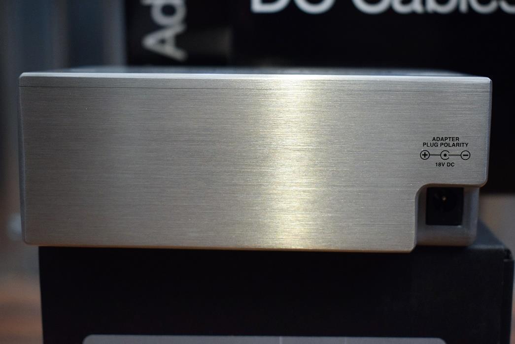 Dunlop MXR M238 ISO Power Brick Effect Pedalboard Power Supply & Cables