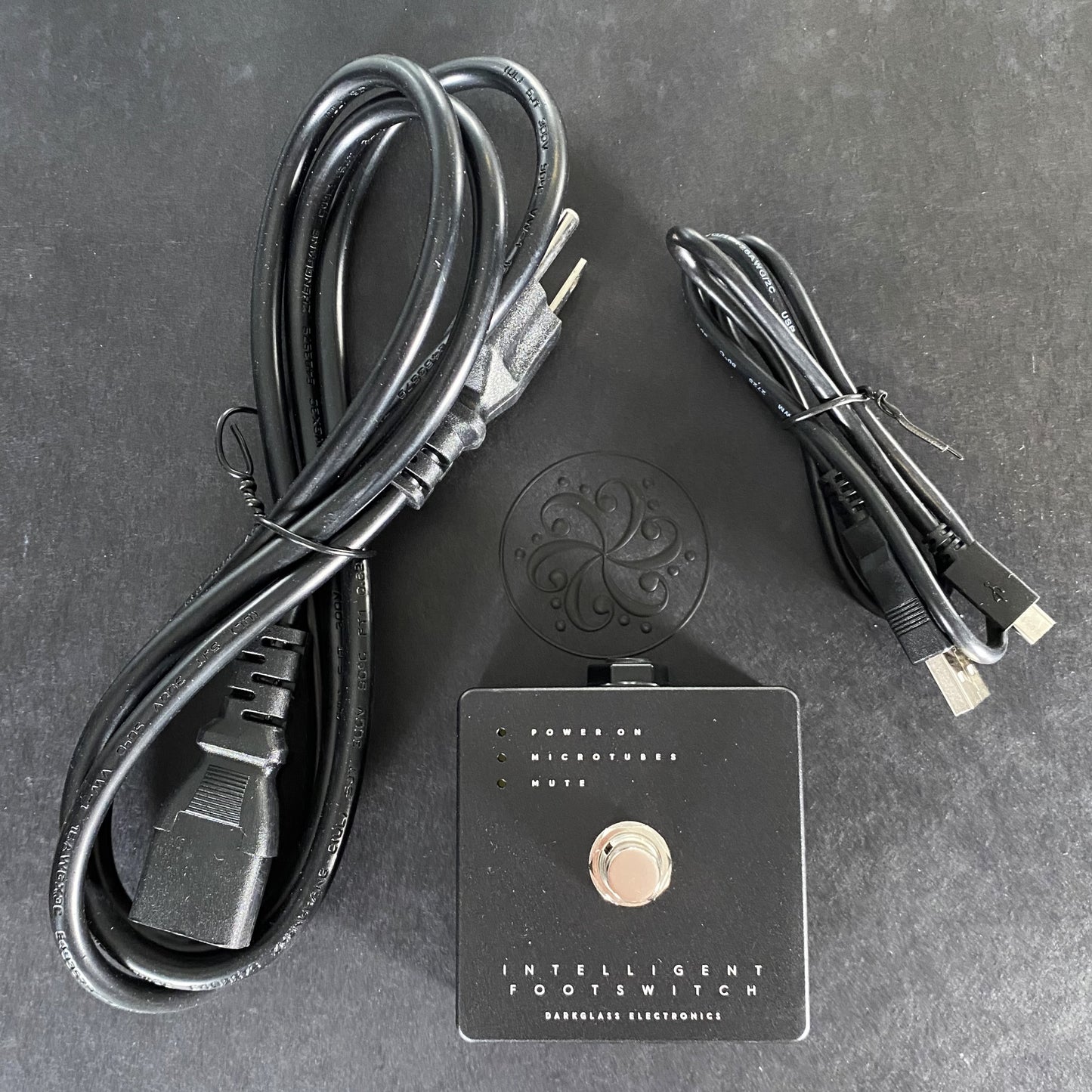 Darkglass Microtubes 900v2 900 Watt M900S Limited Edition Kraken Bass Amplifier Head