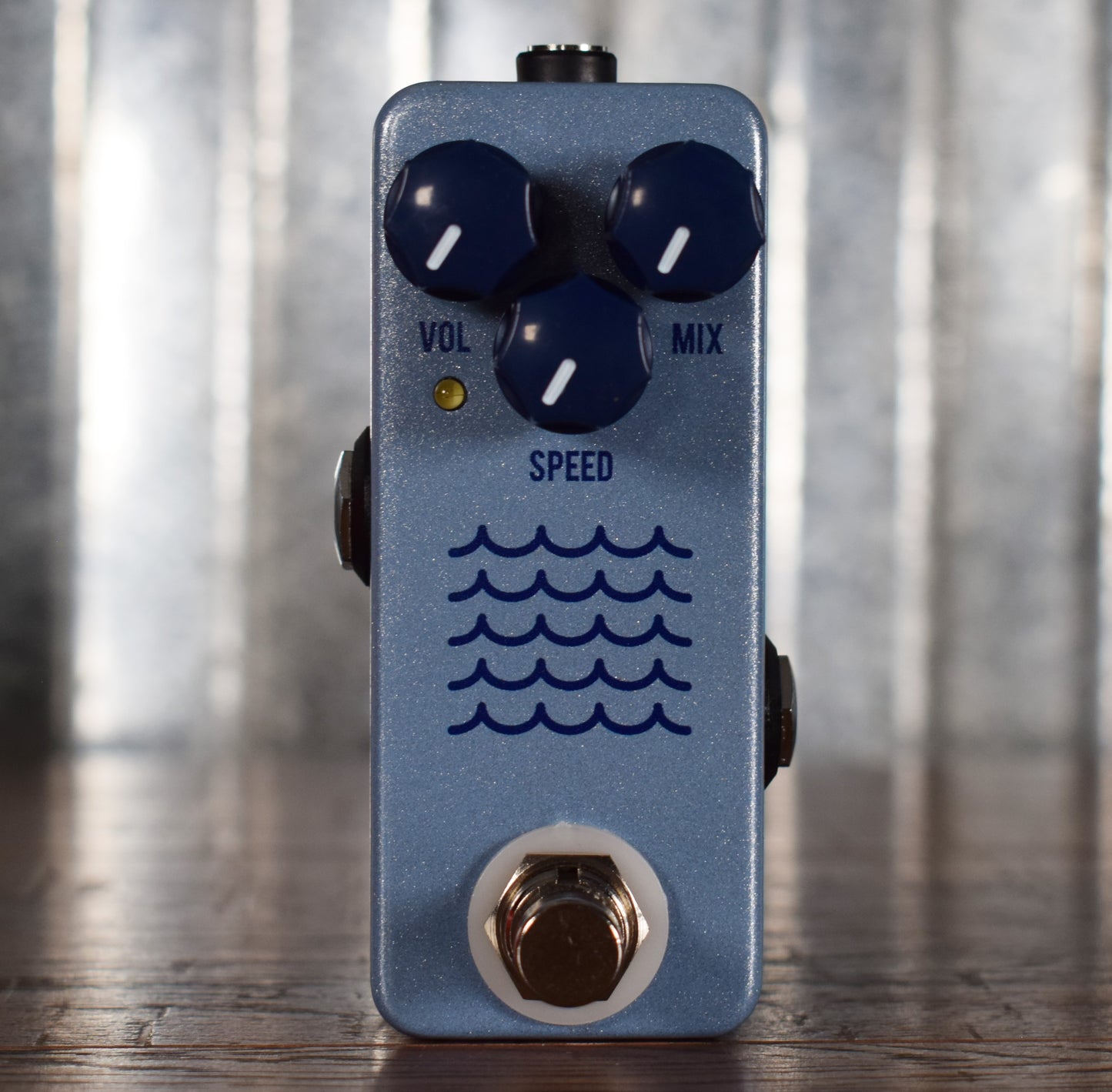 JHS Pedals Tidewater Mini Tremolo Guitar Effect Pedal