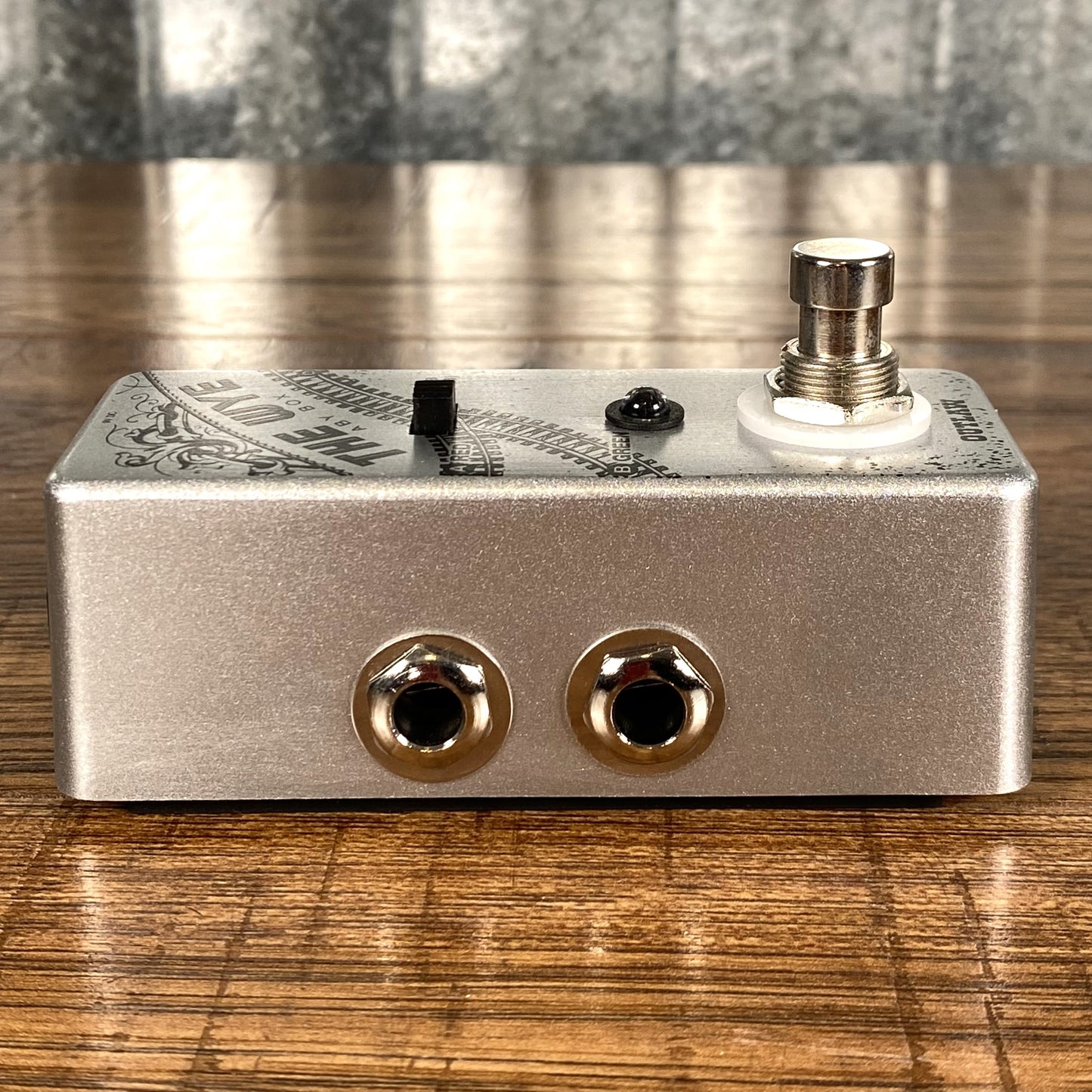 Outlaw Effects The Wye ABY Switch Guitar Effect Pedal