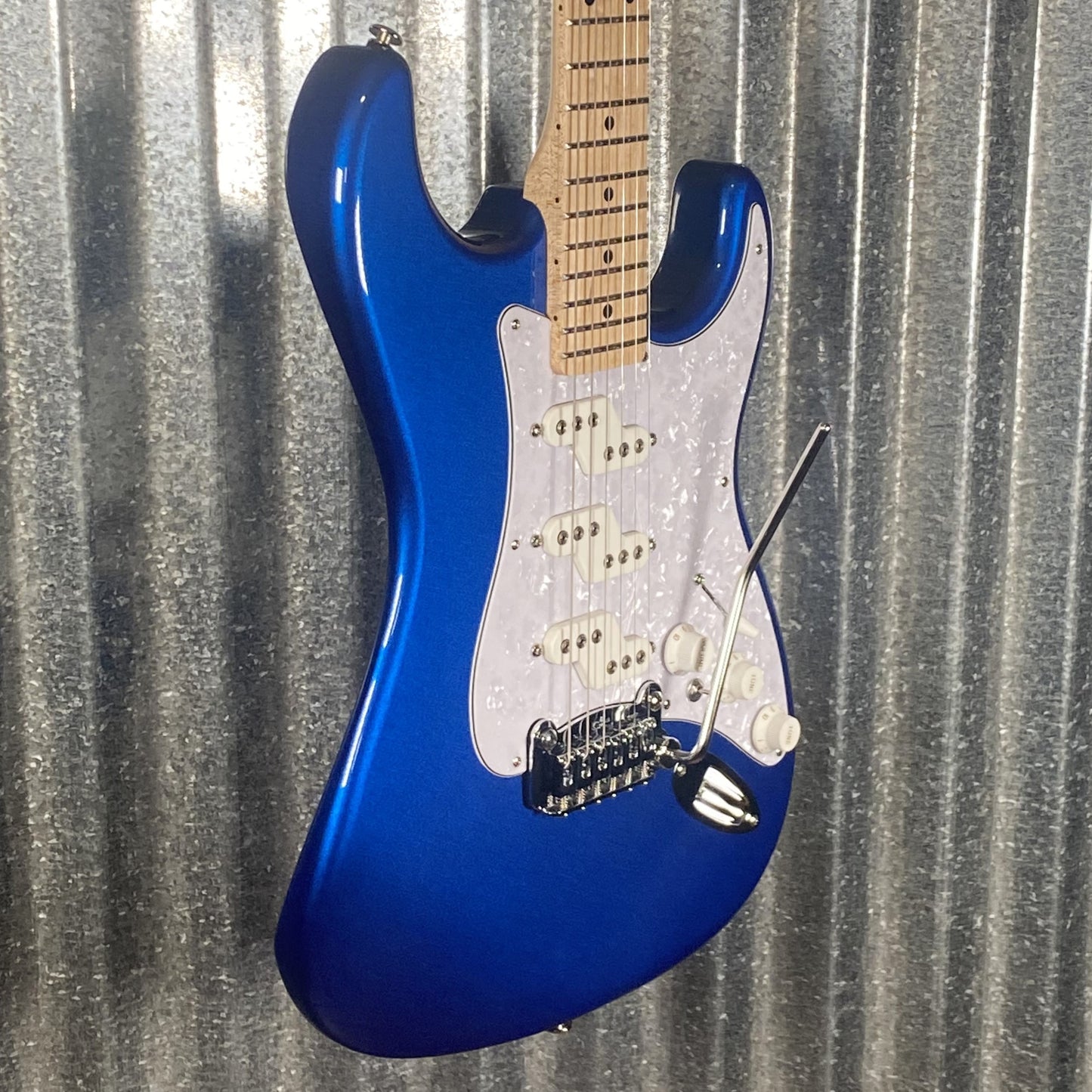 G&L USA Fullerton Deluxe Comanche Blueburst Guitar & Bag #3135