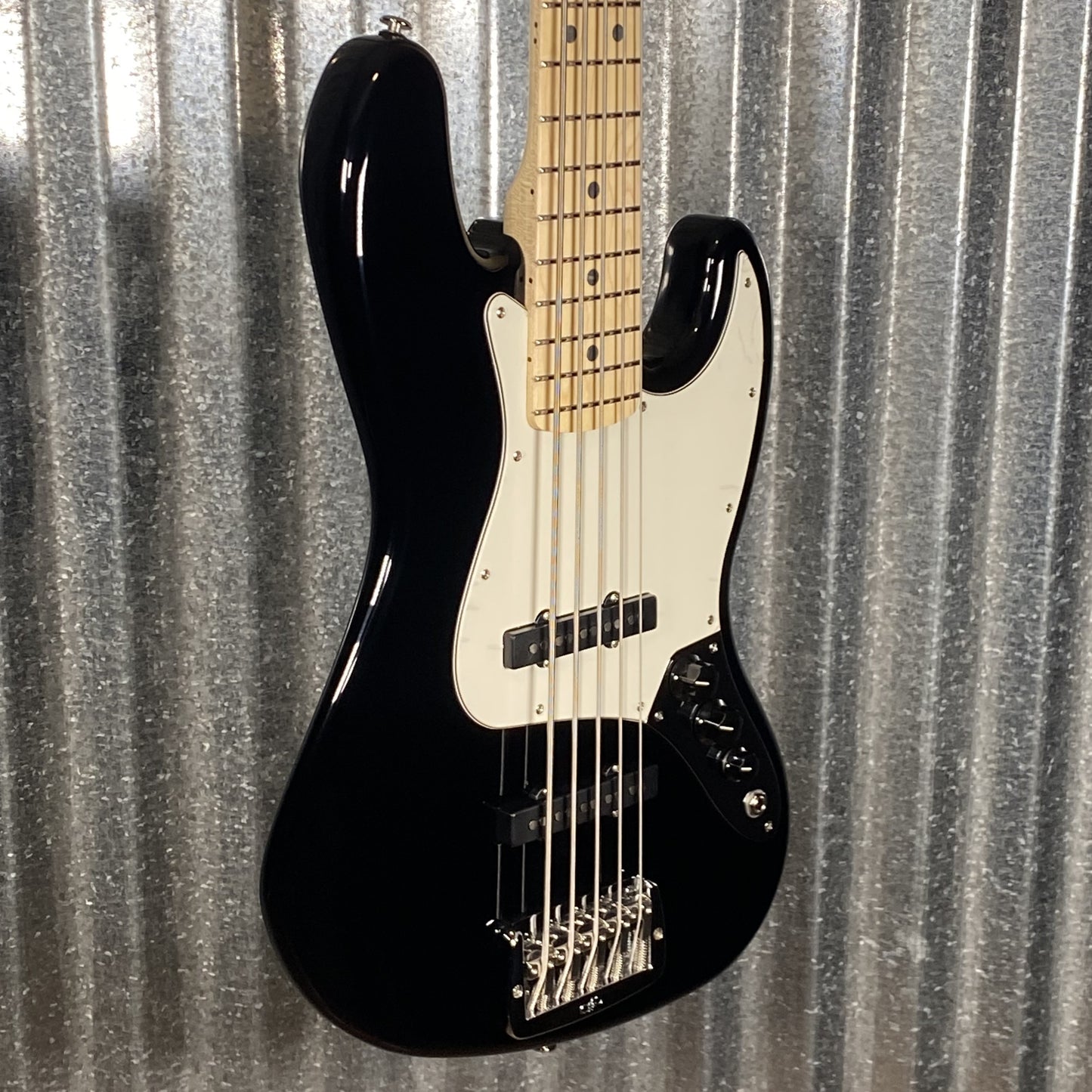 G&L USA Fullerton Deluxe JB 5 String Jazz Bass Jet Black & Bag JB-5 JB5 #8080