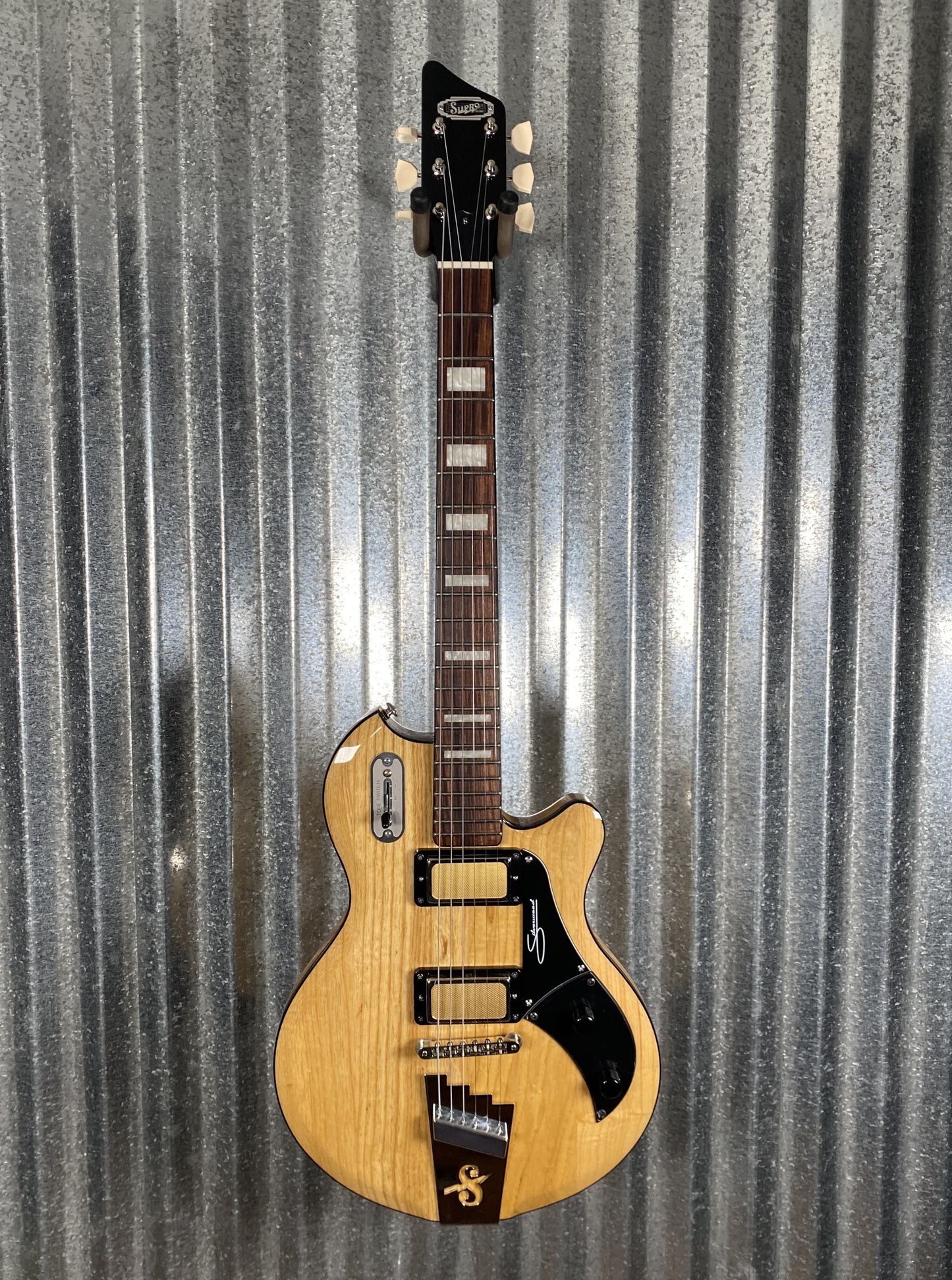 Supro 1296AN Silverwood Natural Ash Guitar & Bag #0187