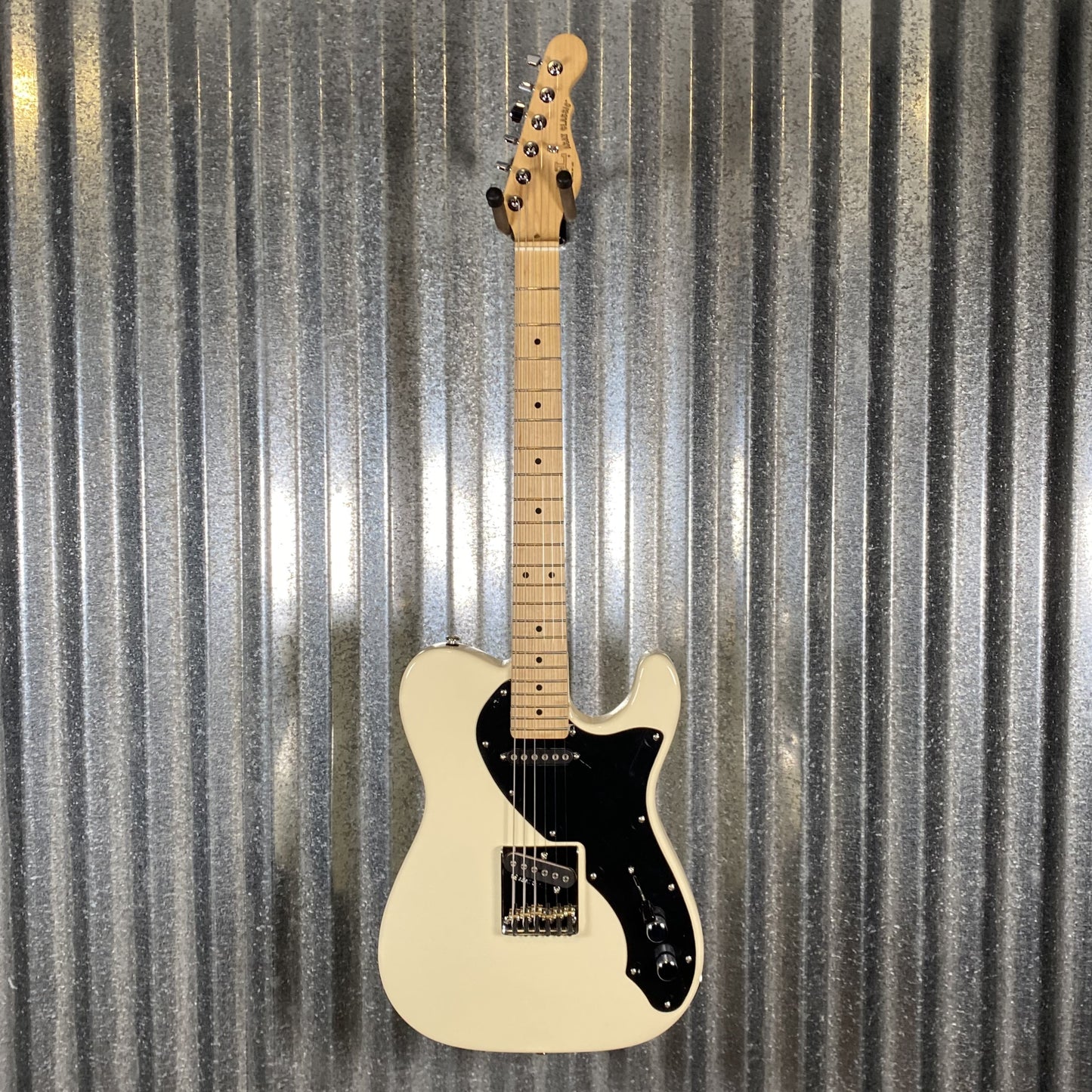 G&L USA ASAT Classic Semi Hollow Limited Edition Vintage White & Bag #7142 Used