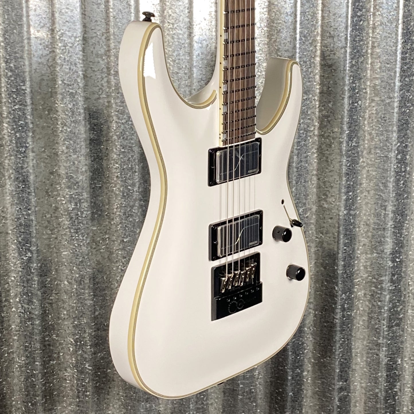 ESP LTD MH-1000 Evertune Snow White Guitar LMH1000ETSW #0810 Used