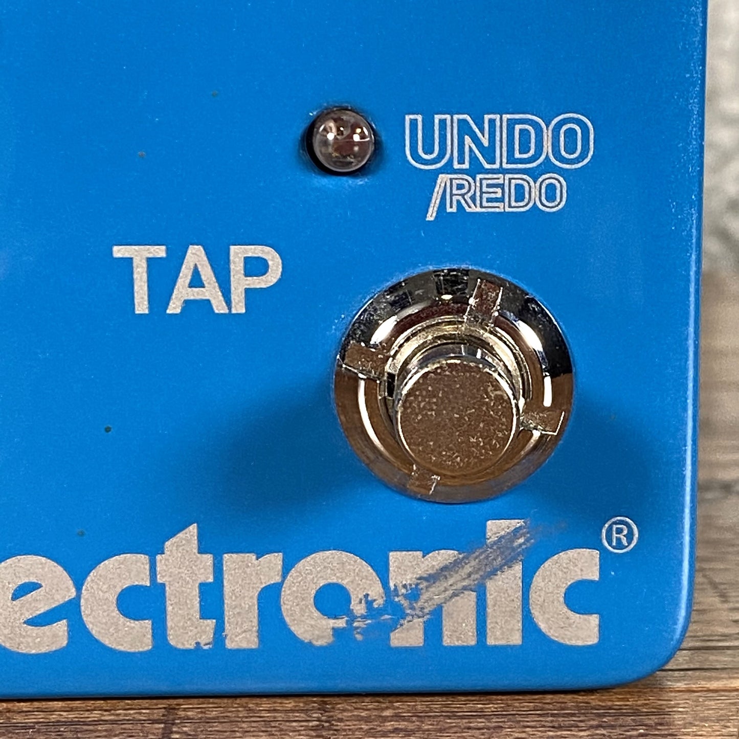 TC Electronic Flashback X4 Delay Looper Guitar Bass Effect Pedal Used
