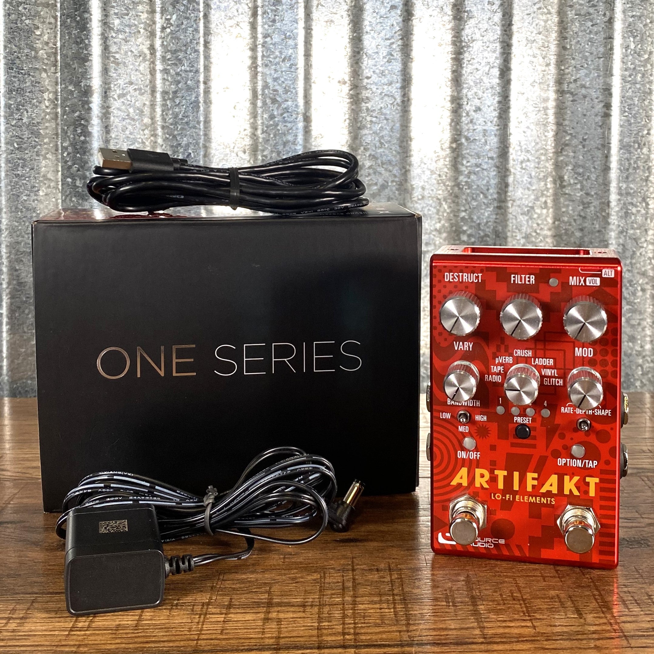 Source Audio SA280 Artifakt Lo-Fi Elements Multi Effect