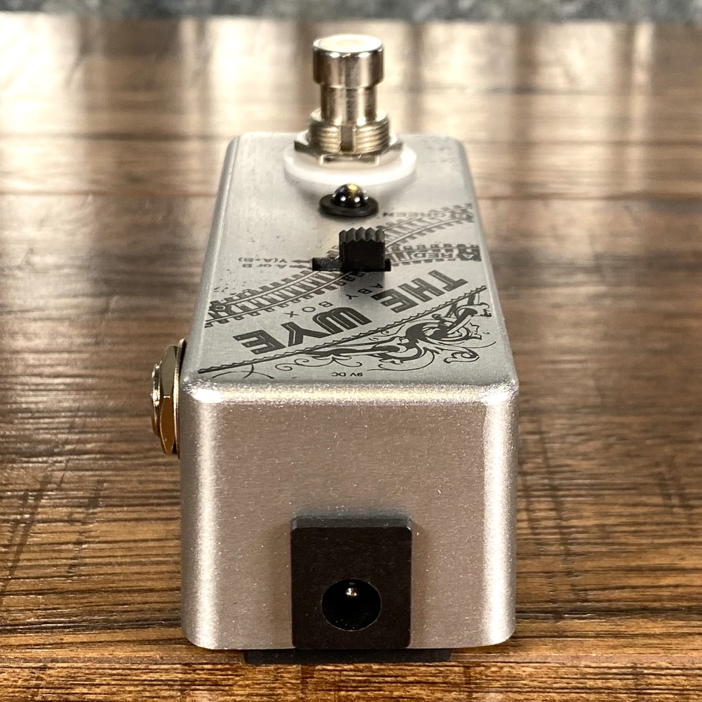 Outlaw Effects The Wye ABY Switch Guitar Effect Pedal