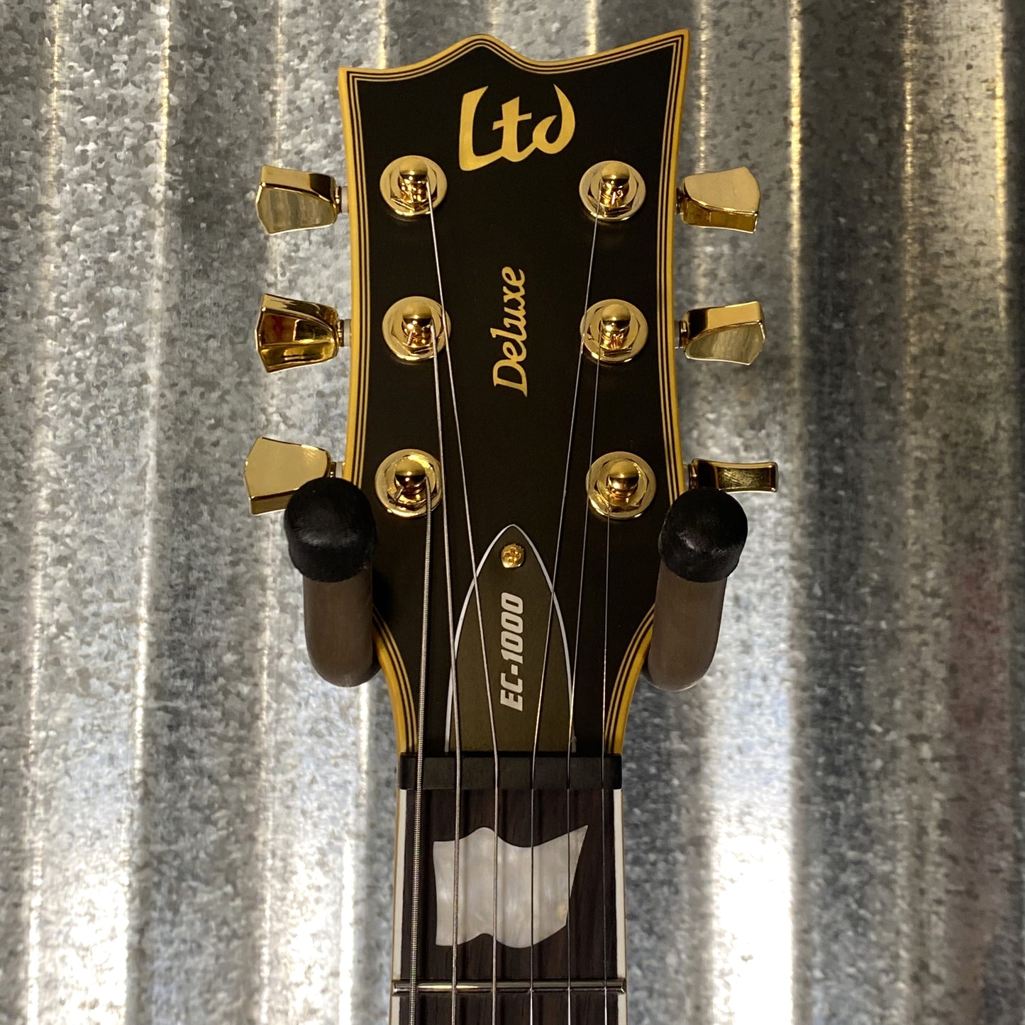 ESP LTD EC-1000 Duncan Eclipse Seymour Duncan Vintage Black Guitar LEC1000VBD #0540 Used