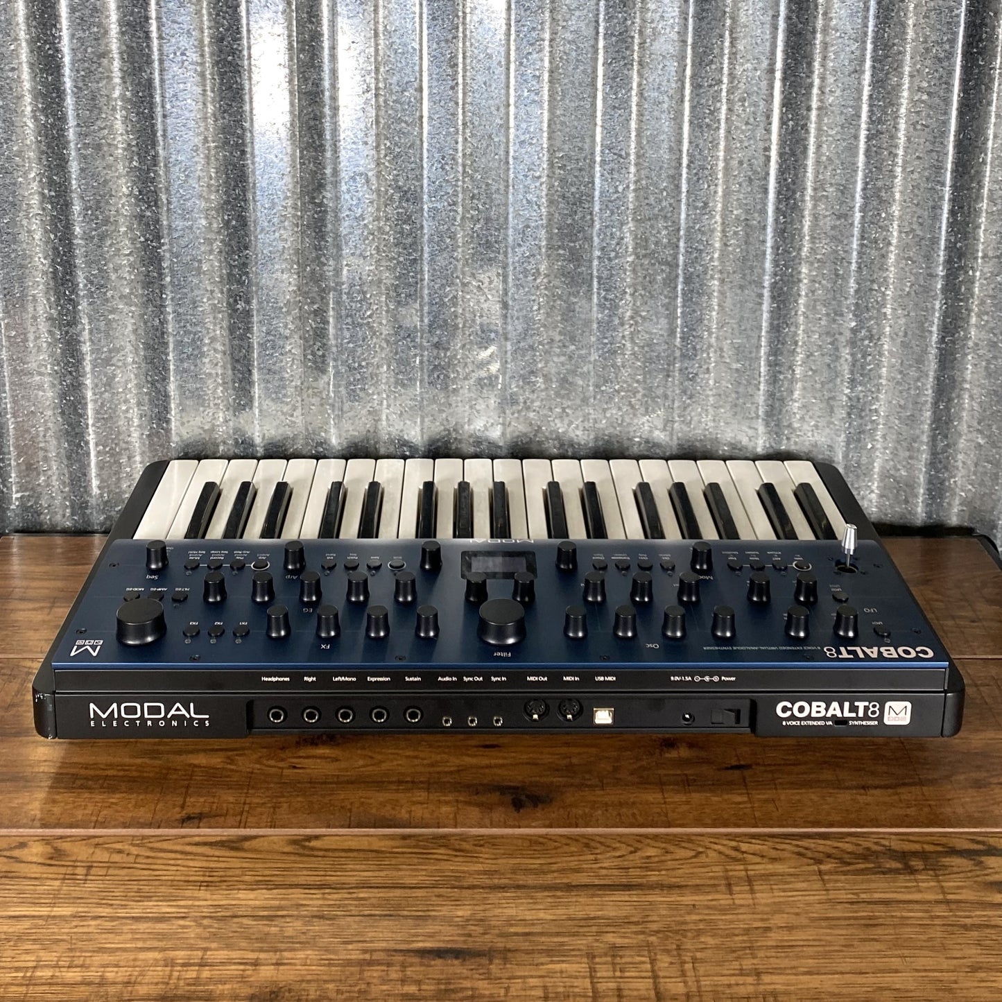 Modal Cobalt 8 37 Key 8 Voice Extended Virtual-Analogue Synthesizer Used