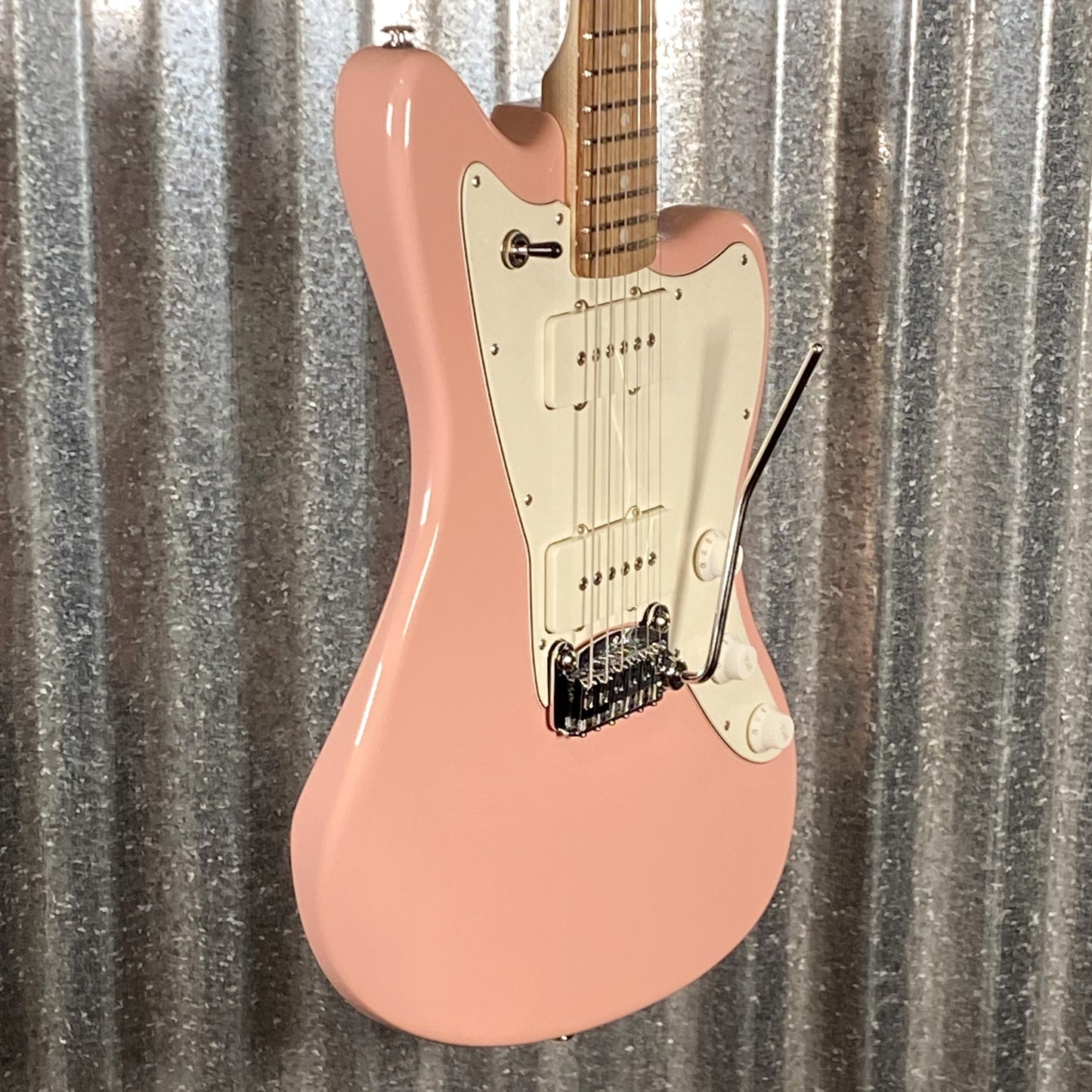 G&L USA Fullerton Deluxe Doheny Shell Pink Guitar & Bag #0093 Used
