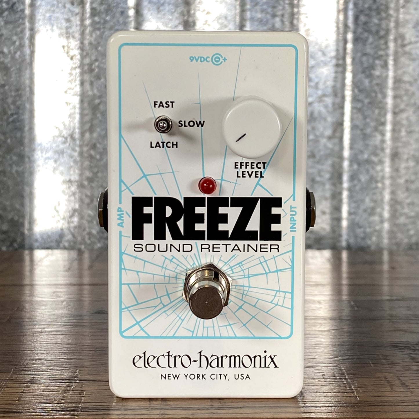 Electro-Harmonix EHX Freeze Sound Retainer Guitar Effects Pedal