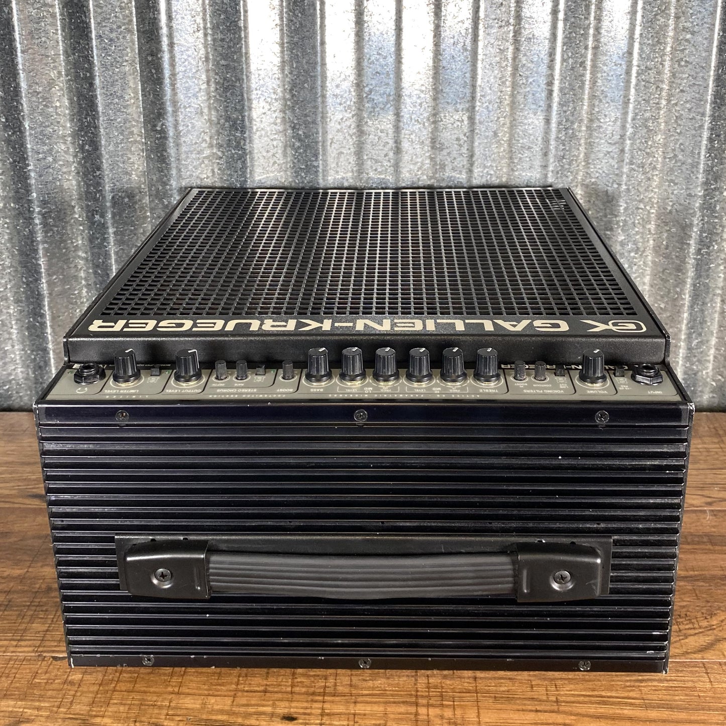 Gallien Krueger GK Microbass MB150-E 150 Watt 1x12" with Chorus & Boost Bass Amplifier Combo Used