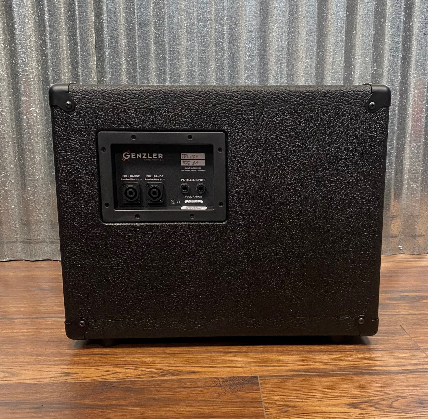 Genzler Amplification BA2-112-3STR Series 2 1x12" 400 Watt Bass Array Speaker Cabinet Straight