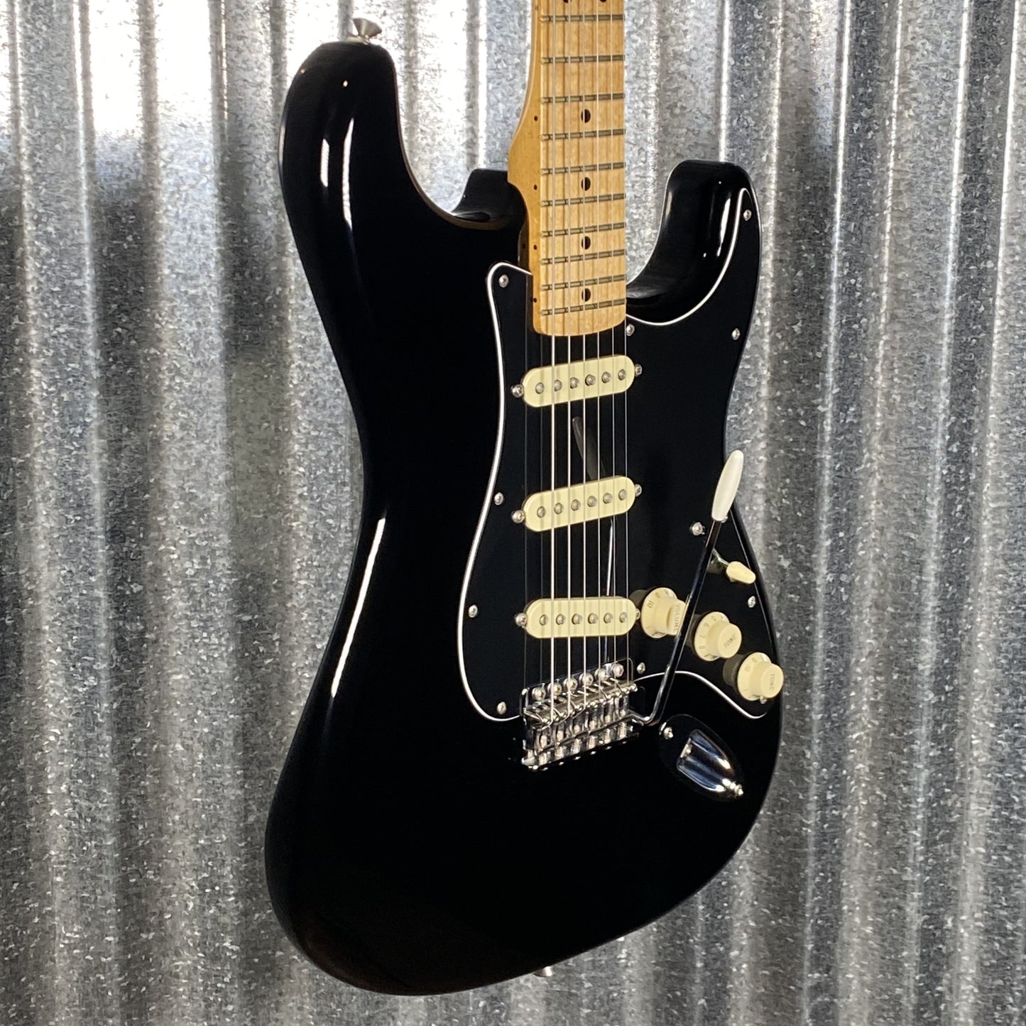 Fender FSR Standard Stratocaster Special Edition Black Guitar & Case 2018 #6533 Used