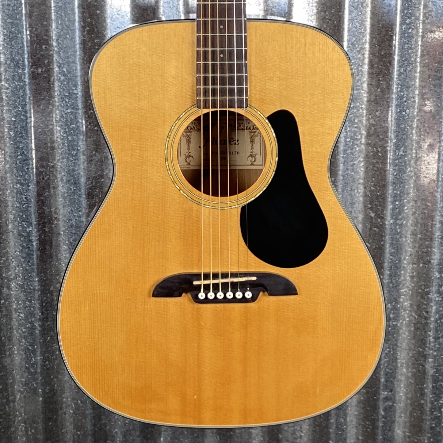 Alvarez RF8 Spruce Top Acoustic Guitar & Case #0176 Used