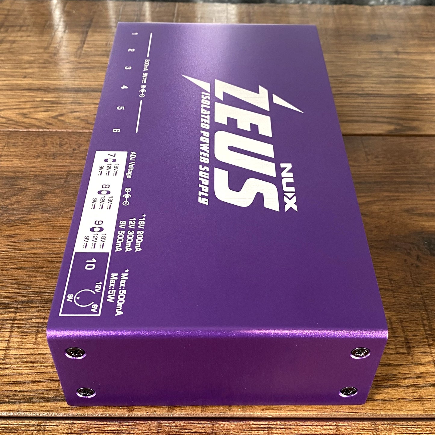 NUX NIP-Z10 Zeus 10 Output Isolated Guitar Pedalboard Effect Pedal Power Supply